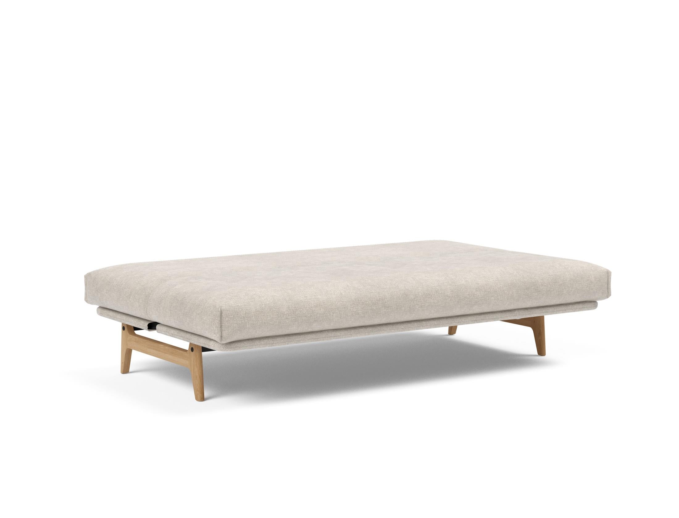Erleben Sie das Aslak 120 Bettsofa Nordic Cover: skandinavische Eleganz, weiche Soft Spring-Matratze und umweltfreundliche Langlebigkeit.