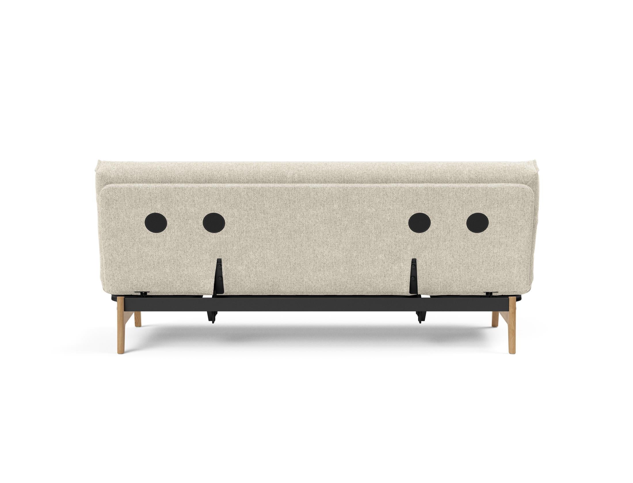 Erleben Sie das Aslak 120 Bettsofa Nordic Cover Soft Spring von Innovation Living – eine perfekte Kombination aus modernem Stil und optimalem Schlafkomfort.