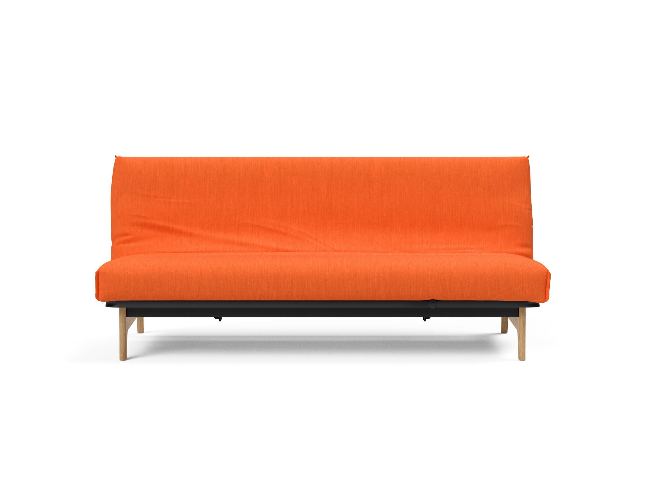Entdecken Sie das Aslak 120 Bettsofa Nordic Cover Soft Spring von Innovation Living – stilvolles Design trifft auf höchsten Schlafkomfort für Ihr Zuhause.