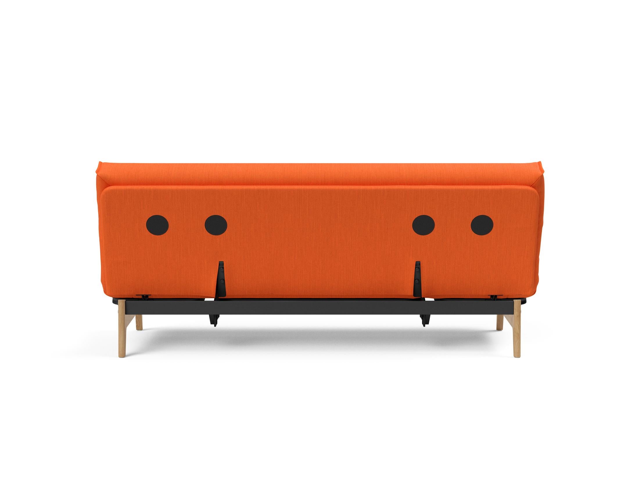 Erleben Sie das Aslak 120 Bettsofa Nordic Cover Soft Spring von Innovation Living – eine perfekte Kombination aus modernem Stil und optimalem Schlafkomfort.