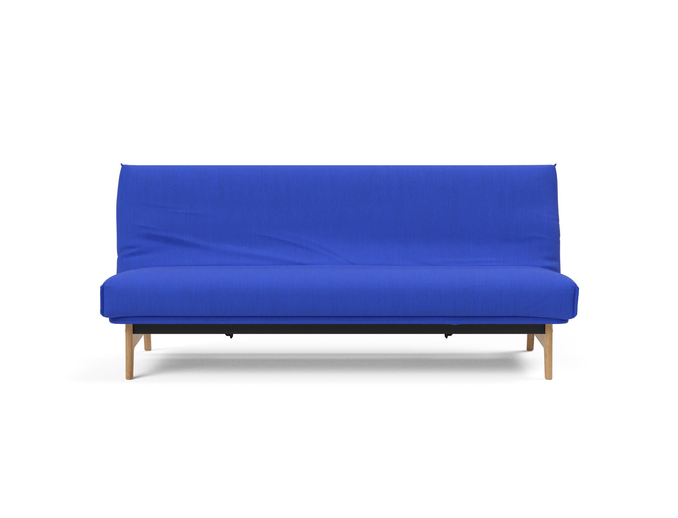 Entdecken Sie das Aslak 120 Bettsofa Nordic Cover: minimalistisches Design, außergewöhnlicher Komfort mit Soft Spring-Matratze und nachhaltiger Qualität.