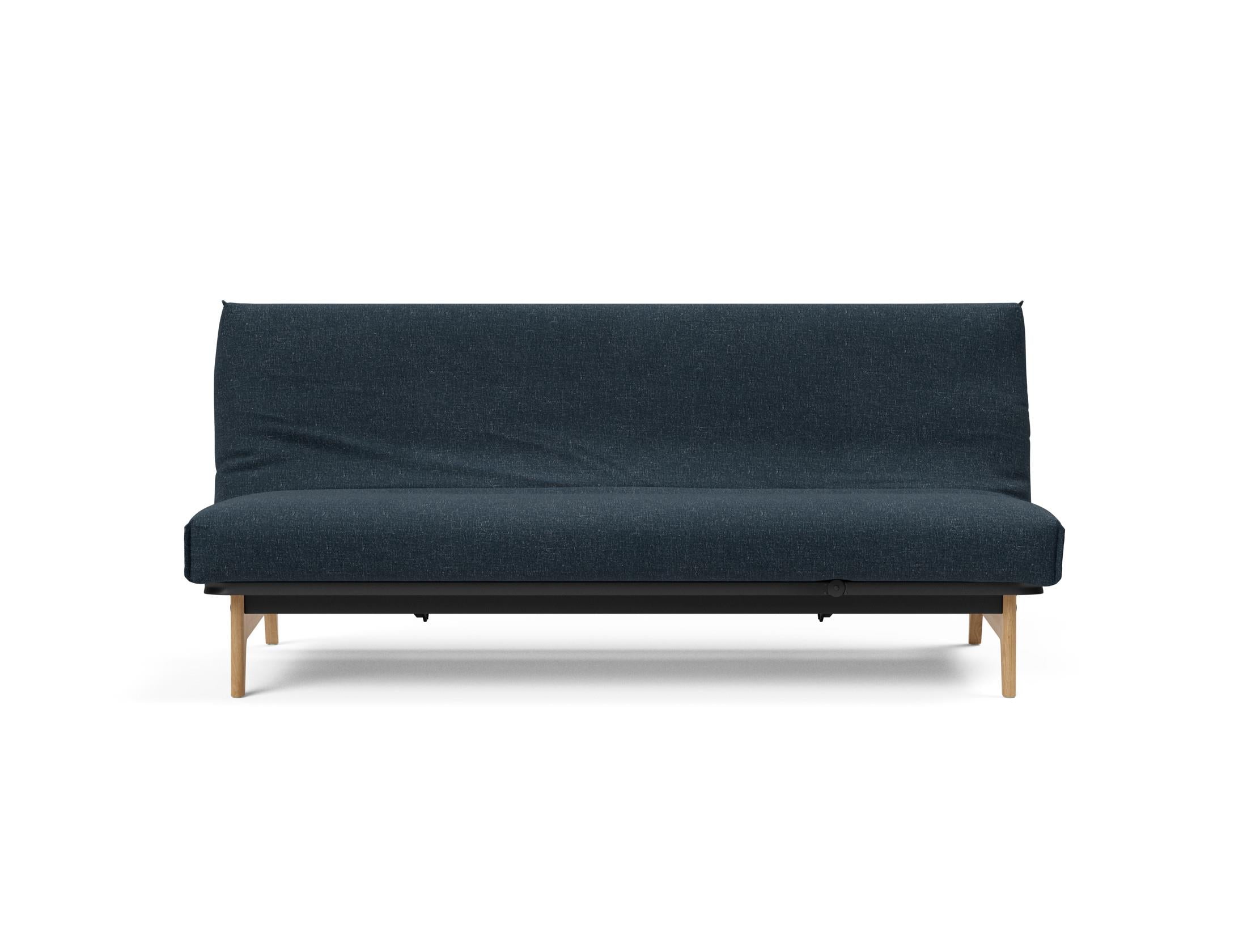 Entdecken Sie das Aslak 120 Bettsofa Nordic Cover Soft Spring von Innovation Living – stilvolles Design trifft auf höchsten Schlafkomfort.
