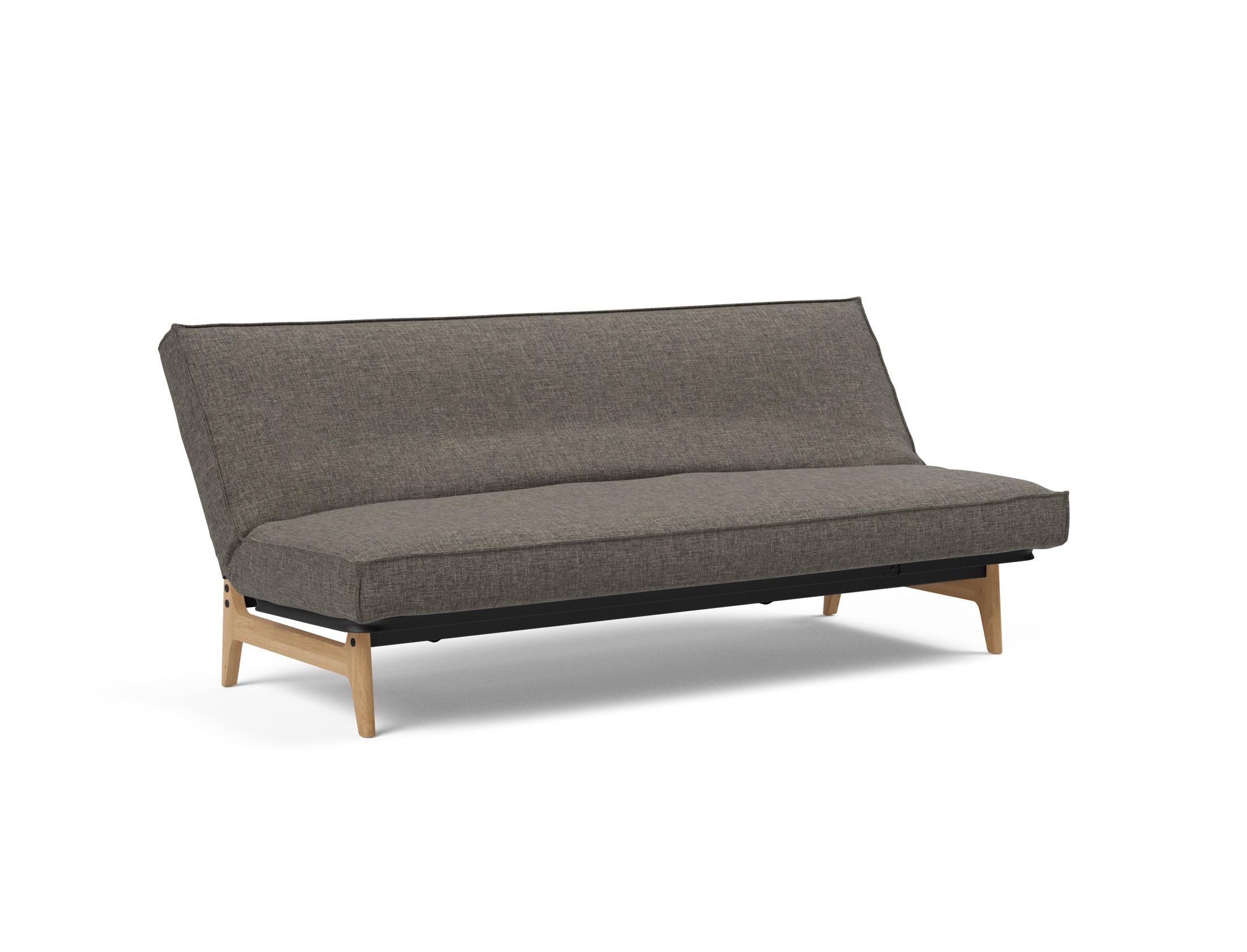 Entdecken Sie das Aslak 120 Bettsofa mit Sharp Plus Cover von Innovation Living: stilvolles Design, langlebige Materialien und vielseitige Nutzung für Ihr Zuhause.