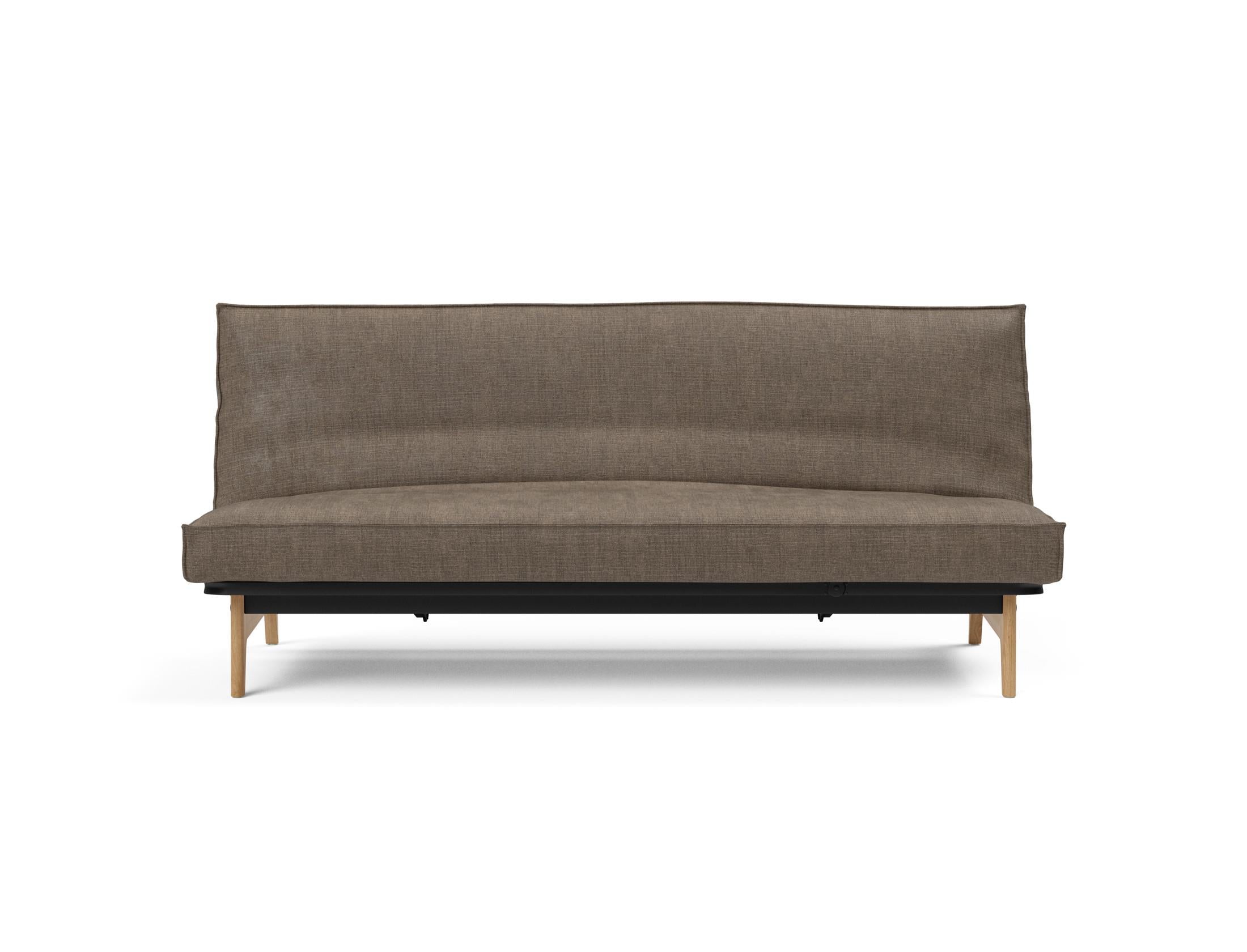 Erleben Sie das Aslak 120 Bettsofa mit modernem Sharp Plus Bezug und komfortablem Soft Spring – perfekt für entspannte Abende und stilvolle Einrichtung.