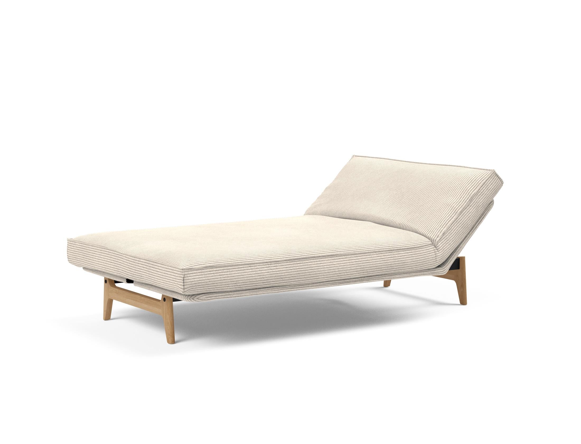 Entdecken Sie das Aslak 120 Bettsofa mit Soft Spring-Matratze – minimalistisches Design, herausragender Komfort und nachhaltige Qualität für jeden Raum.