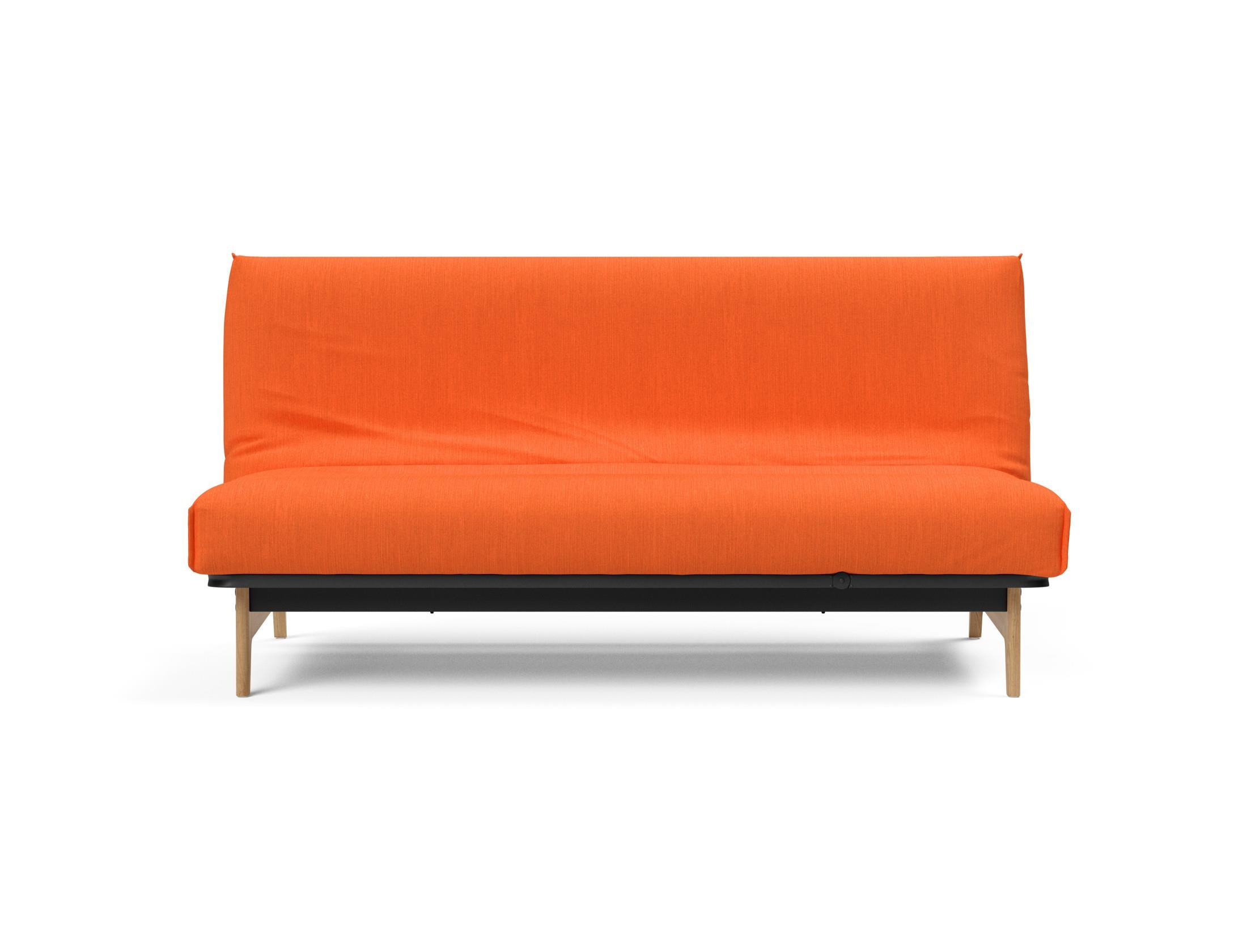 Elegantes Aslak 140 Bettsofa mit Nordic Cover, ideal für gemütliche Wohnräume und als praktische Schlaflösung für Gäste.
