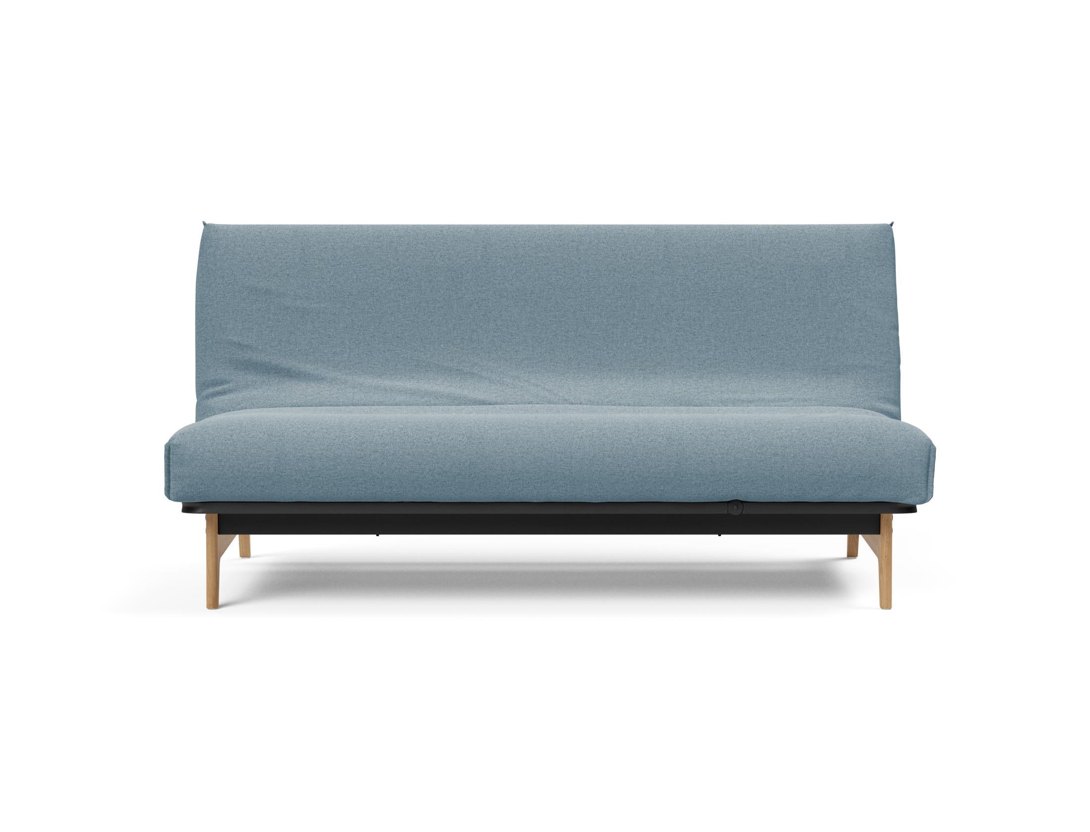 Elegantes Aslak 140 Bettsofa mit Nordic Cover, ideal für gemütliche Wohnräume und als praktisches Schlafsofa für Gäste.