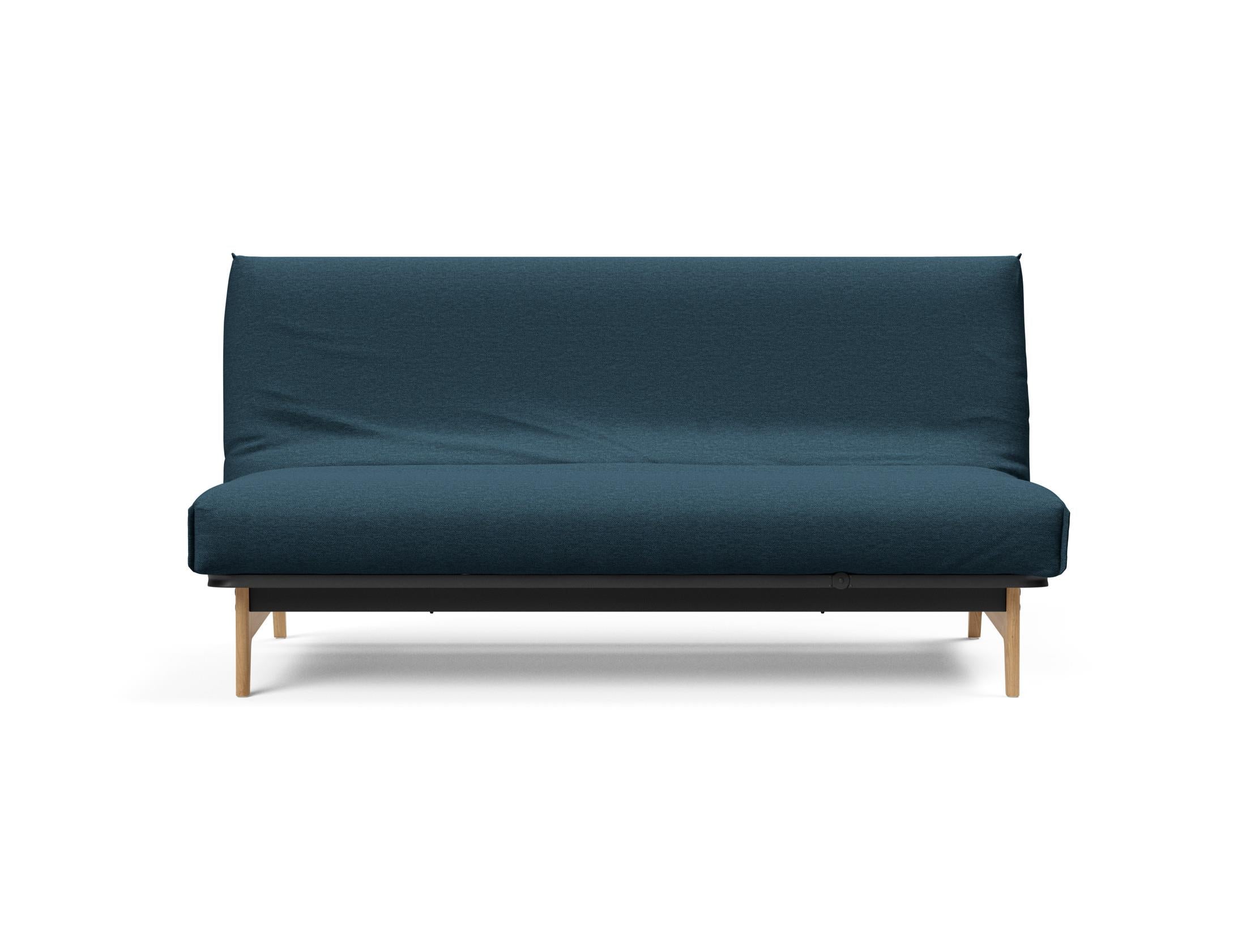 Modernes Aslak 140 Bettsofa mit Nordic Cover und Soft Spring Bezug, ideal für stilvolle Wohnräume und entspannte Stunden.