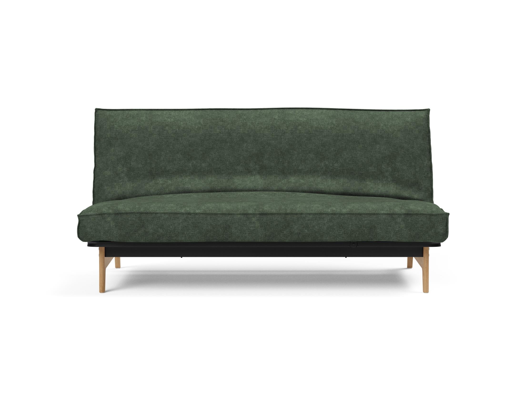 Erleben Sie das Aslak 140 Bettsofa mit Sharp Plus Cover: modernes Design, abnehmbarer Bezug und luxuriöse Soft Spring Matratze für optimalen Schlafkomfort.