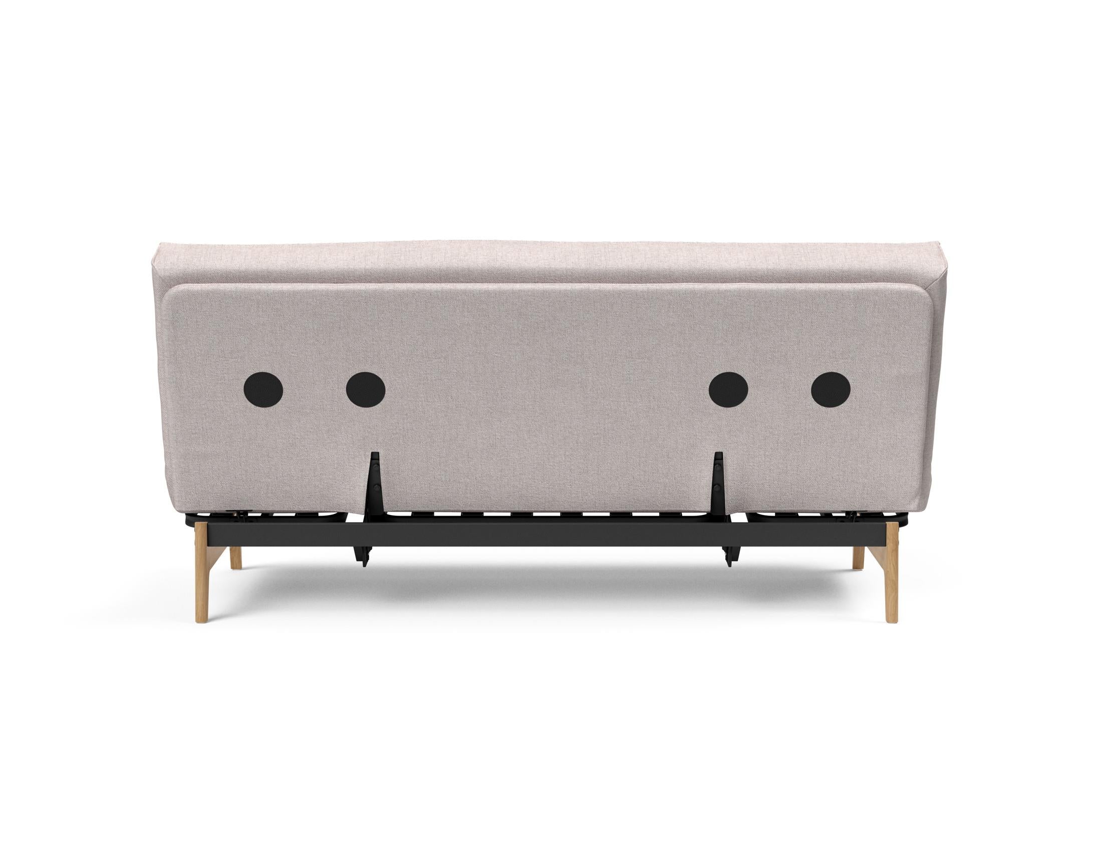 Entdecken Sie das Aslak 140 Bettsofa mit Sharp Plus Cover – stilvolles Design, pflegeleichter Bezug und hochwertige Soft Spring Matratze für besten Schlaf.