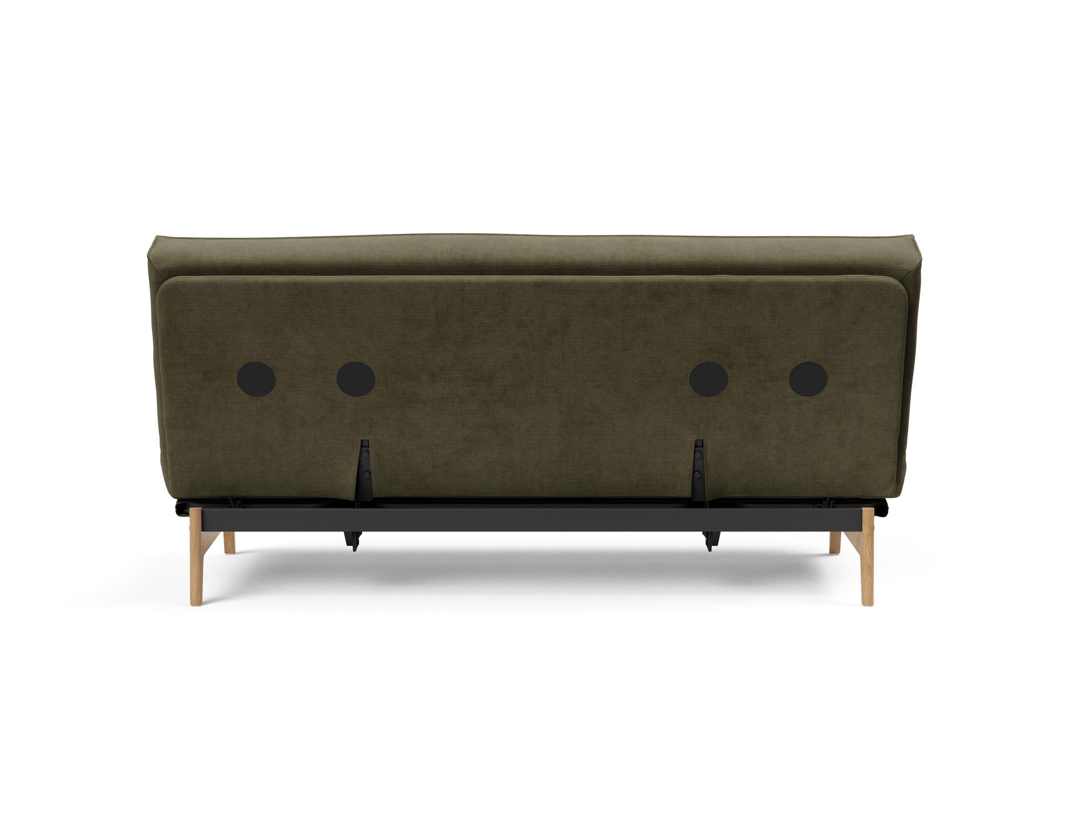 Erleben Sie das Aslak 140 Bettsofa mit Sharp Plus Cover – stilvolles Design, herausragender Komfort und flexible Nutzung für jeden Raum.