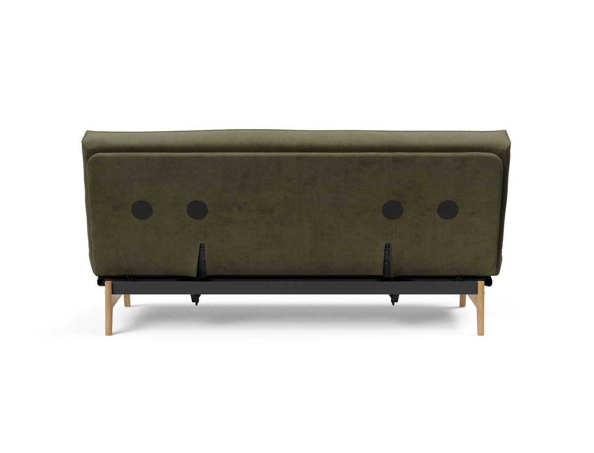 Aslak 140 Bettsofa Sharp Plus Cover mit Gestellbezug Soft Spring in 316 Cordufine Pine Green präsentiert im Onlineshop von KAQTU Design AG. Bettsofa ist von Innovation Living