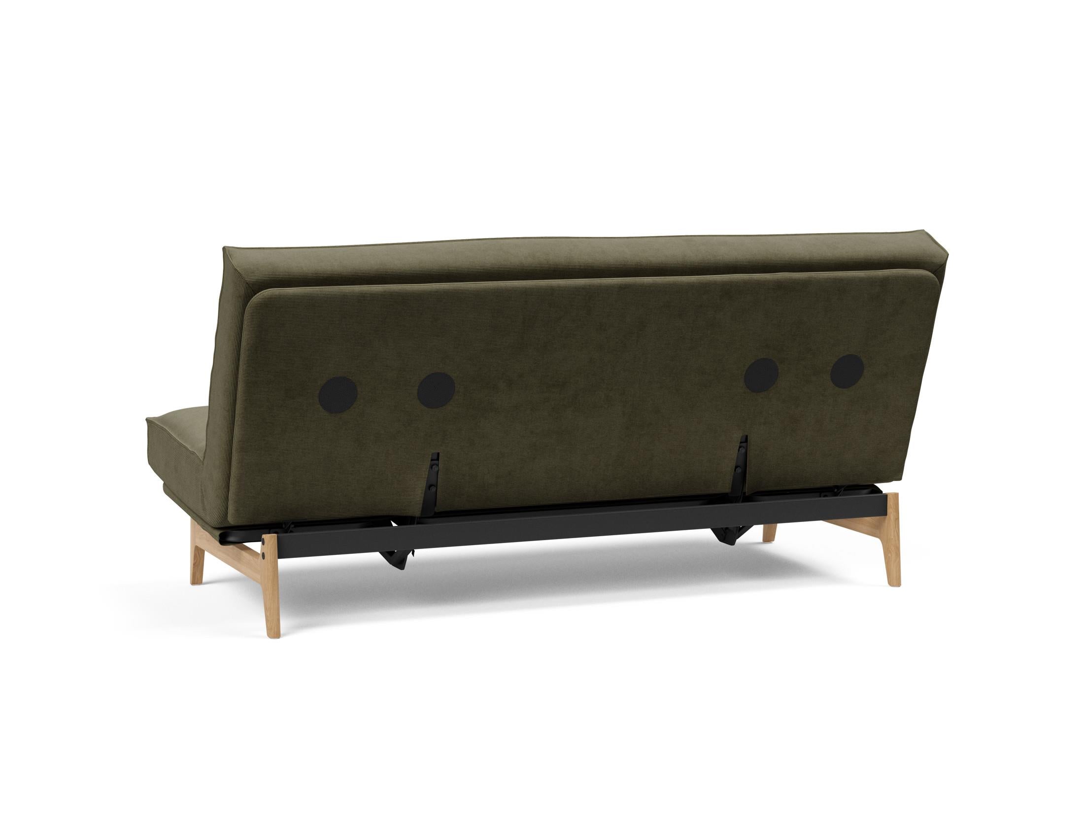 Entdecken Sie das Aslak 140 Bettsofa mit Soft Spring Matratze – perfekte Kombination aus modernem Design, hohem Komfort und vielseitiger Funktionalität.
