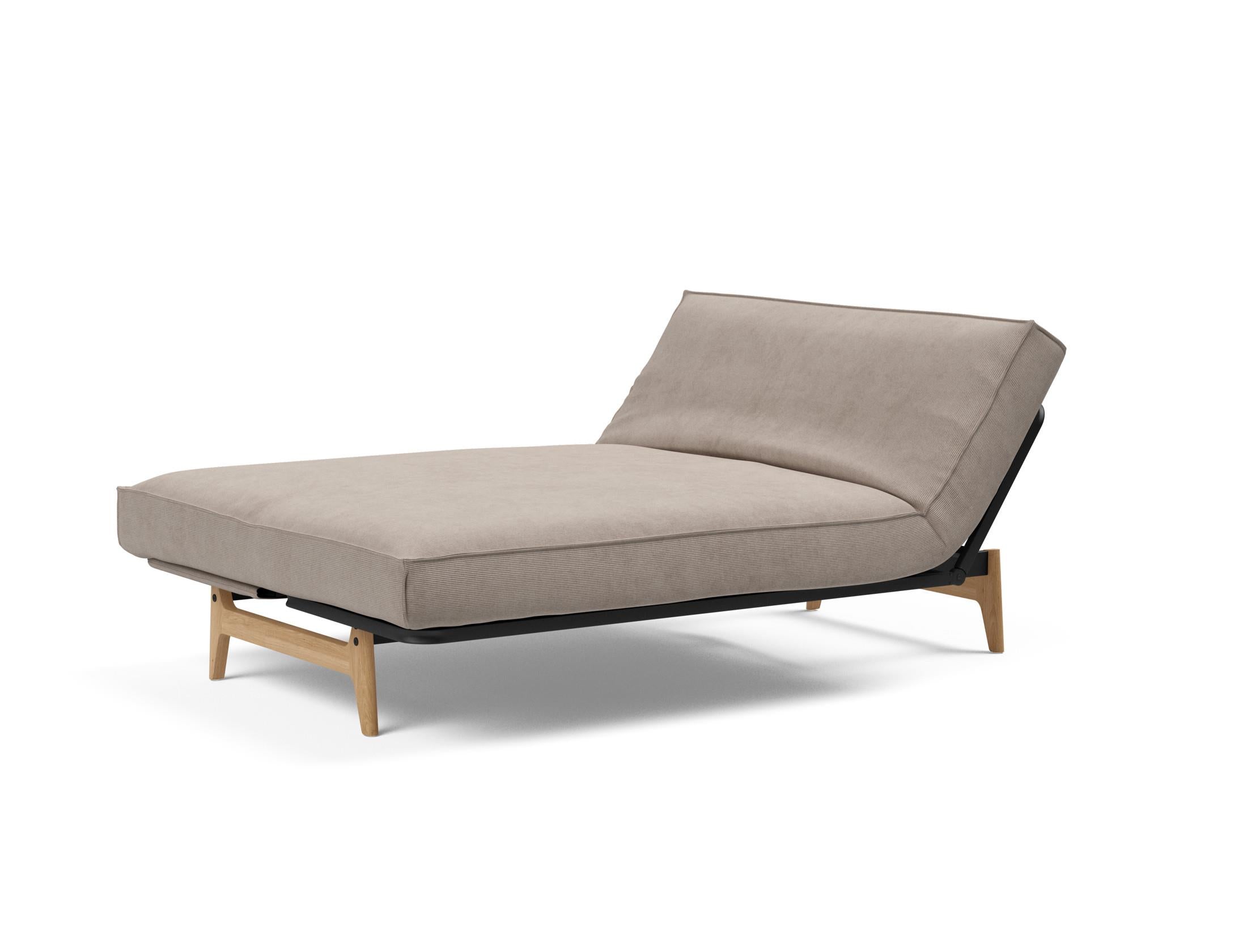 Erleben Sie das Aslak 140 Bettsofa mit Sharp Plus Cover: modernes Design, abnehmbarer Bezug und luxuriöse Soft Spring Matratze für erholsame Nächte.