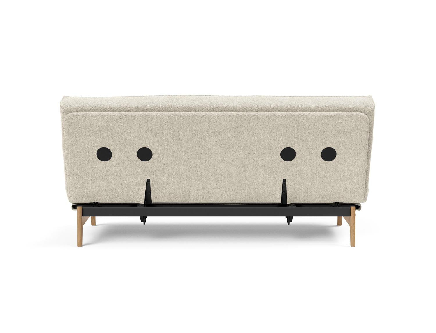 Erleben Sie das Aslak 140 Bettsofa mit Sharp Plus Cover – stilvolles Design, herausragender Komfort und flexible Nutzung für jeden Raum.