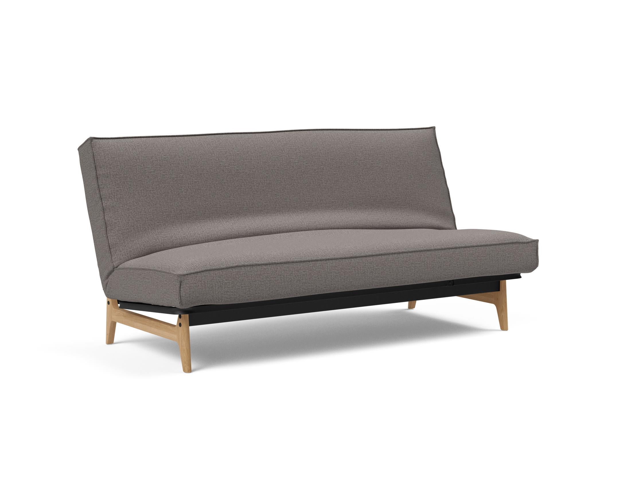 Entdecken Sie das Aslak 140 Bettsofa von Innovation Living: stilvolles Design, bequeme Soft Spring Matratze und elegantes Sharp Plus Cover für höchsten Schlafkomfort.