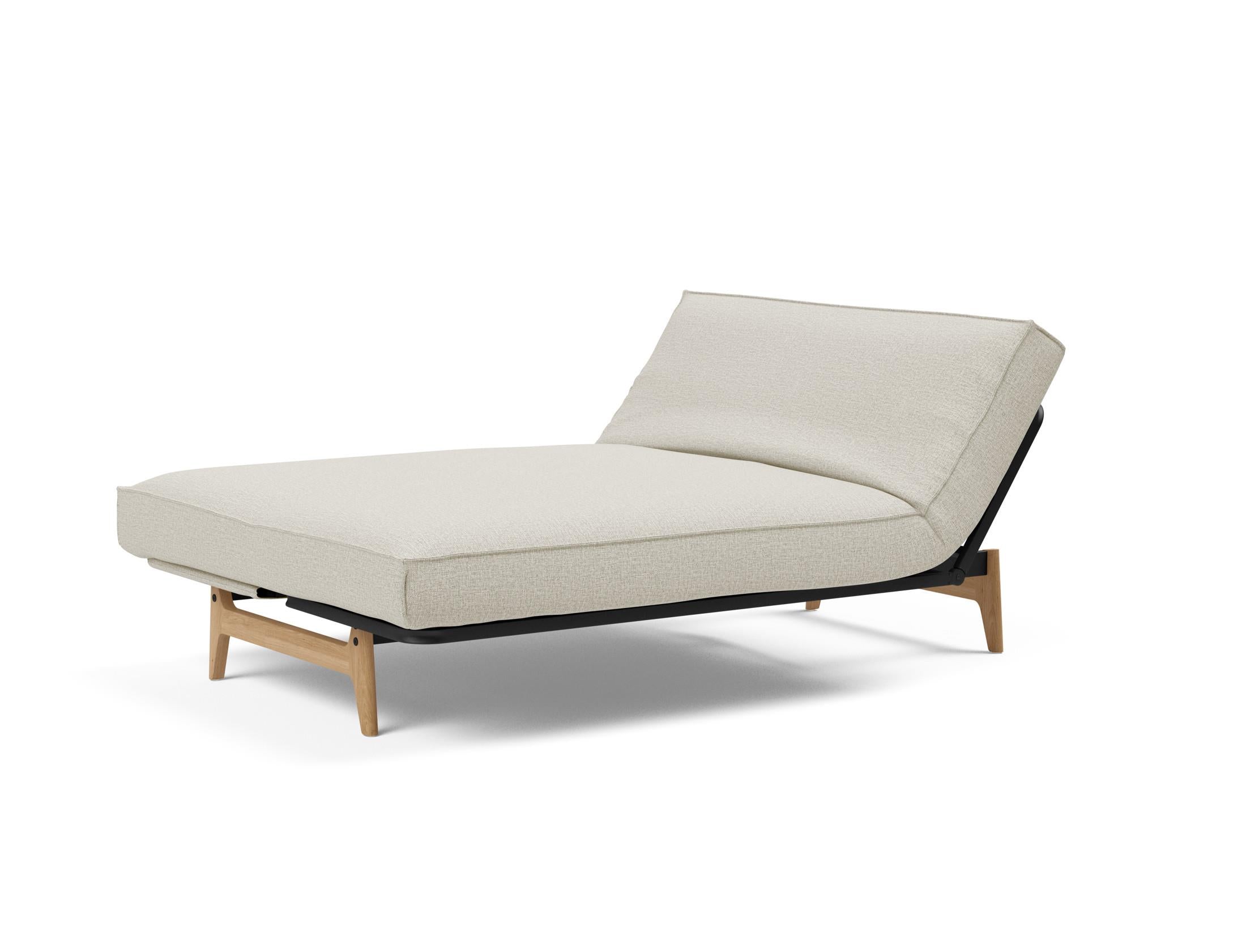 Erleben Sie das Aslak 140 Bettsofa mit Sharp Plus Cover: modernes Design, abnehmbarer Bezug und luxuriöse Soft Spring Matratze für erholsame Nächte.