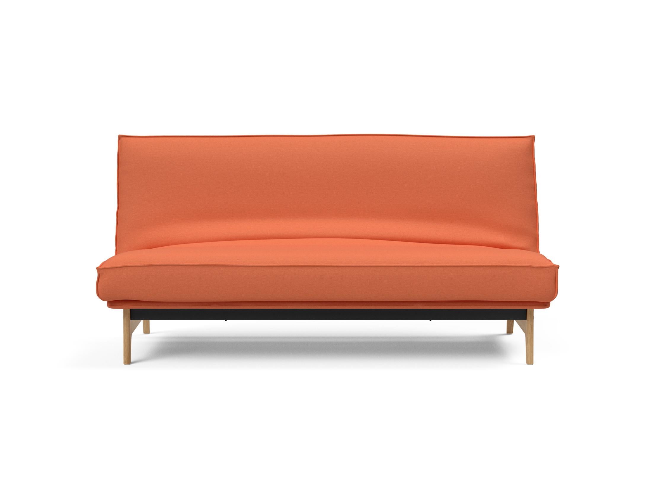 Stylisches Aslak 140 Bettsofa von Innovation Living, präsentiert mit hochwertigem Sharp Plus Bezug und weichem Soft Spring Gestell für optimalen Komfort.