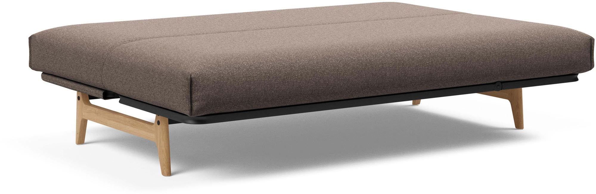Entdecken Sie das Aslak 140 Bettsofa von Innovation Living: skandinavisches Design, vielseitige Matratzenoptionen und elegantes, robustes Gestell.