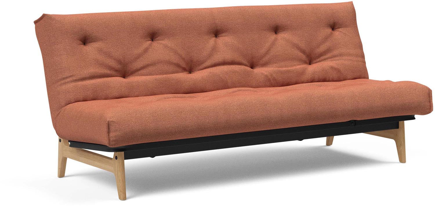 Erleben Sie das Aslak 120 Bettsofa Nordic Classic von Innovation Living: elegantes skandinavisches Design, ideal für kleine Räume und gemütliche Nächte.