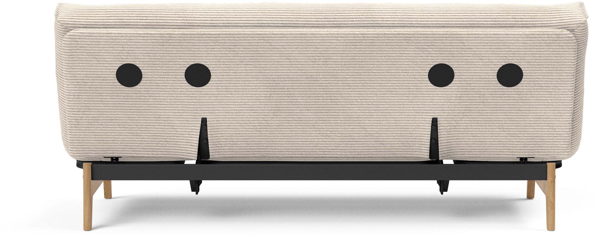 Erleben Sie das Aslak 120 Bettsofa Nordic Classic von Innovation Living: elegantes skandinavisches Design, ideal für kleine Räume und gemütliche Nächte.