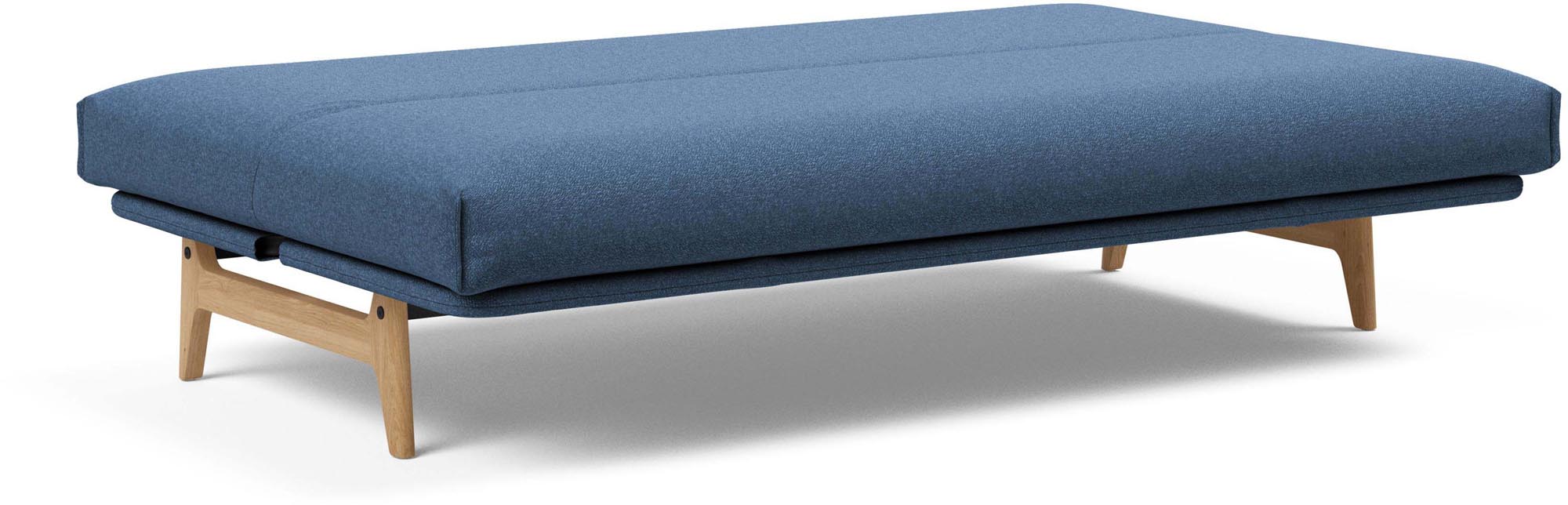 Erleben Sie das Aslak 120 Bettsofa Nordic Cover Classic – eine stilvolle Kombination aus skandinavischem Design, hochwertigem Komfort und praktischer Vielseitigkeit.