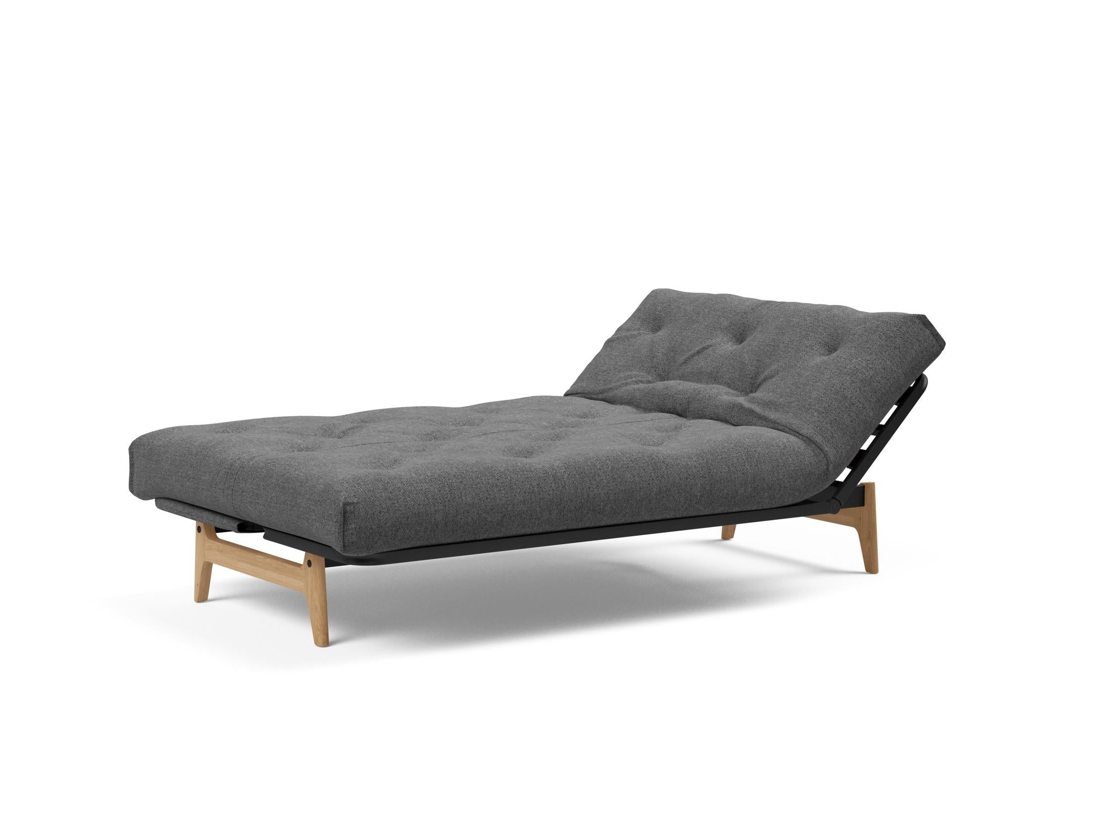 Erleben Sie das Aslak 120 Bettsofa Nordic – ein elegantes Möbelstück, das Komfort und skandinavisches Design vereint. Ideal für kleine Räume!