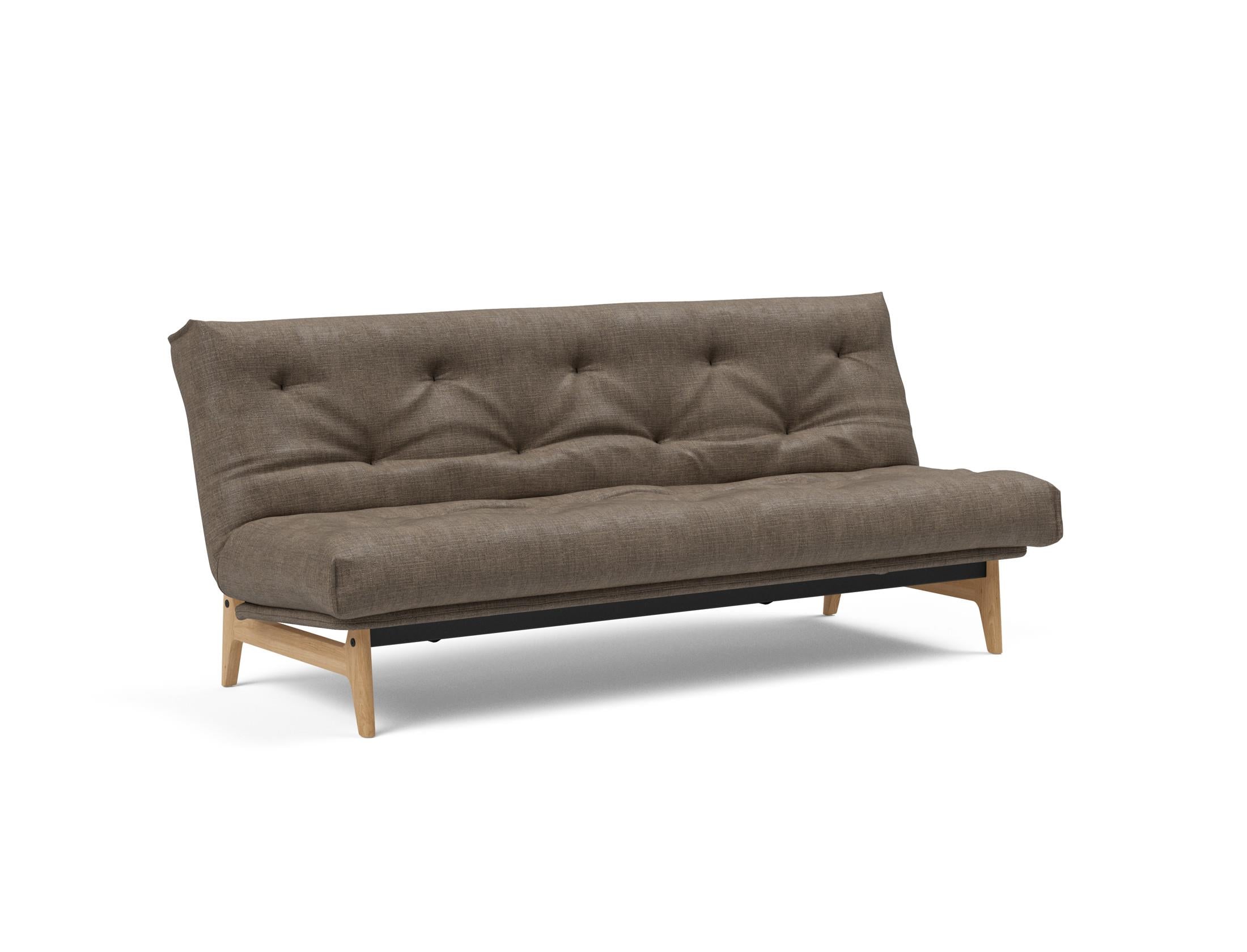 Entdecken Sie das Aslak 120 Bettsofa Nordic Soft Spring von Innovation Living – stilvolles Design trifft auf praktischen Komfort für Ihr Zuhause.