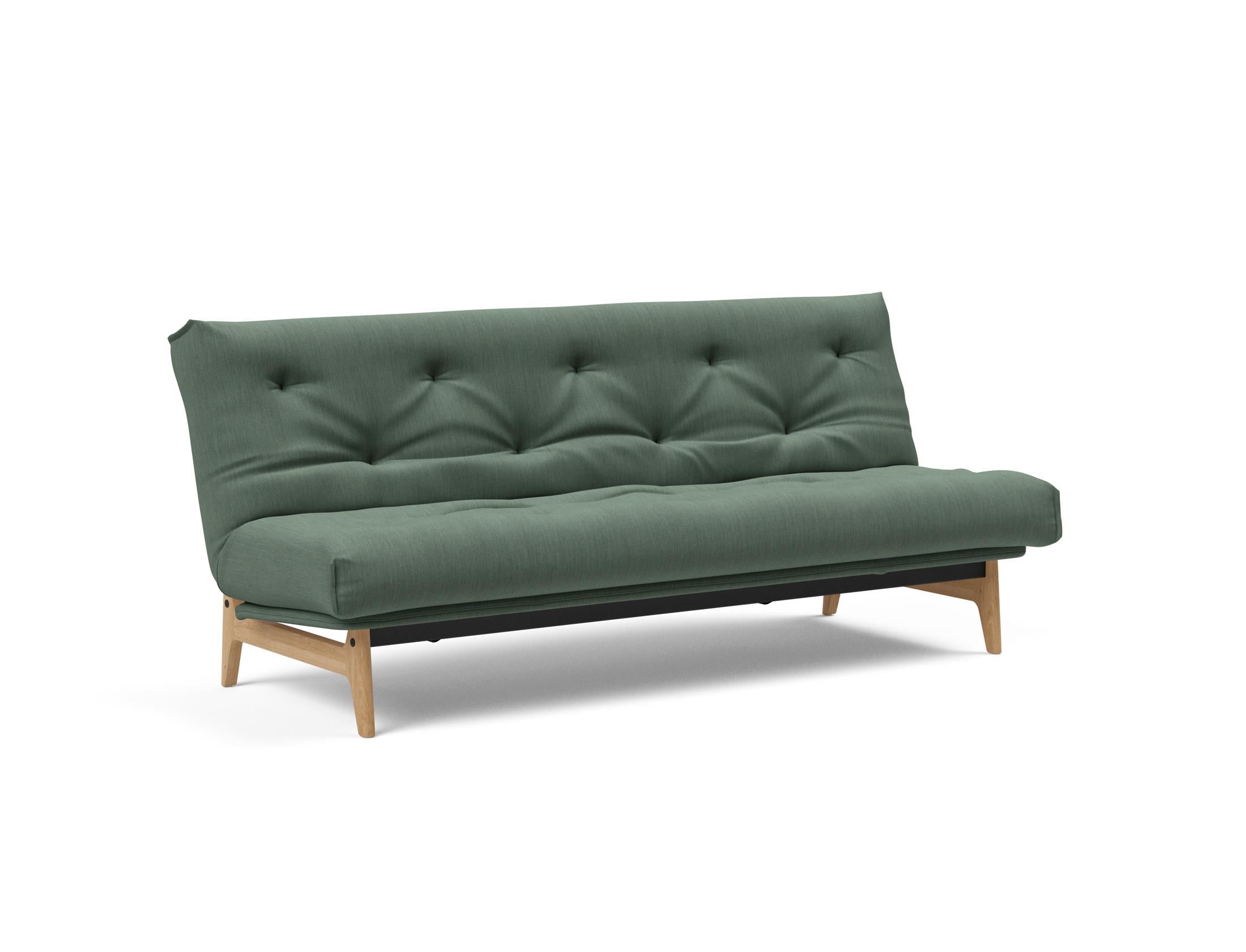 Entdecken Sie das Aslak 120 Bettsofa Nordic Soft Spring von Innovation Living – stilvolles Design trifft auf praktischen Komfort für Ihr Zuhause.