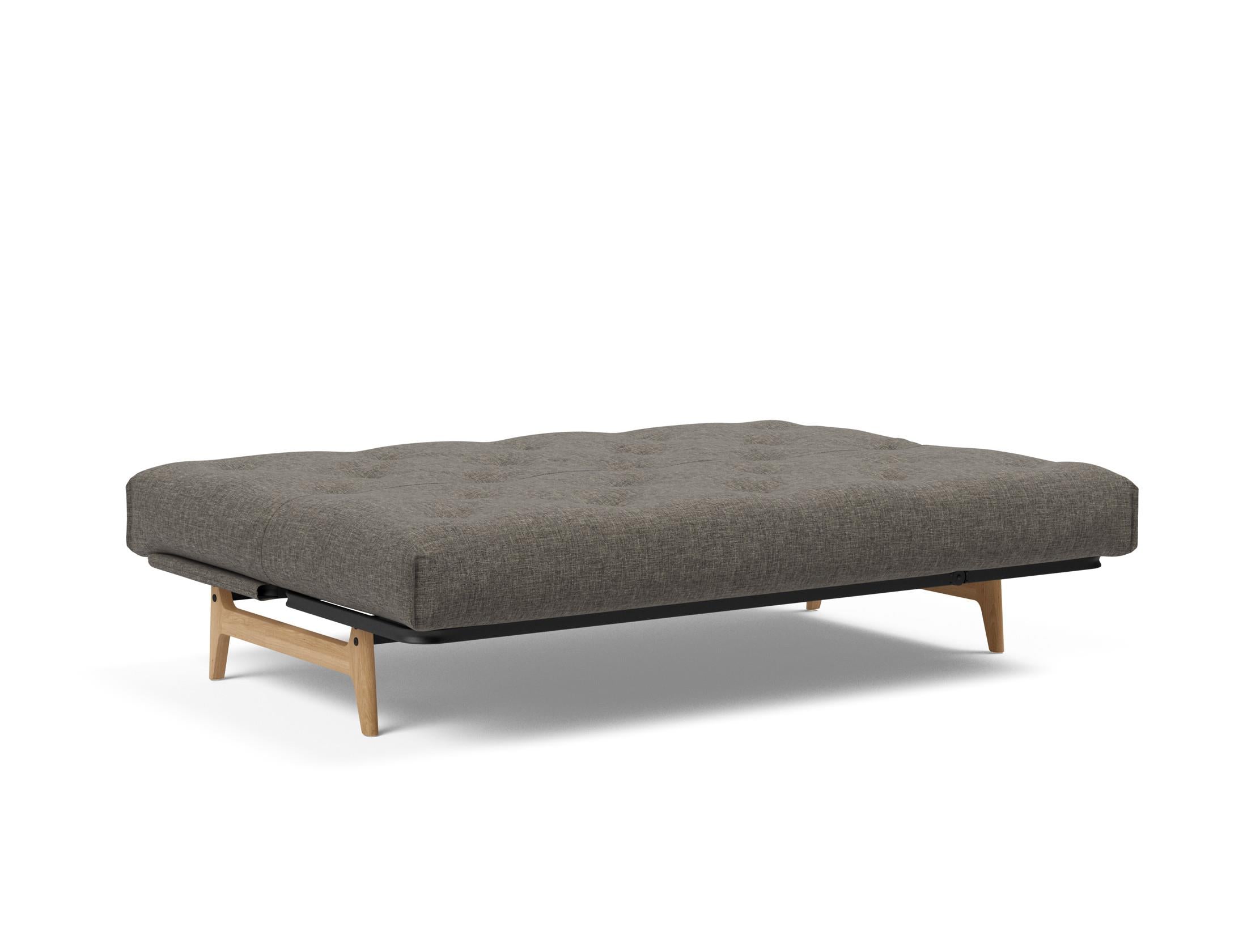 Erleben Sie das Aslak 140 Bettsofa Nordic Soft Spring: skandinavisches Design, individuelle Matratzenoptionen und erstklassiger Komfort für Ihr Zuhause.