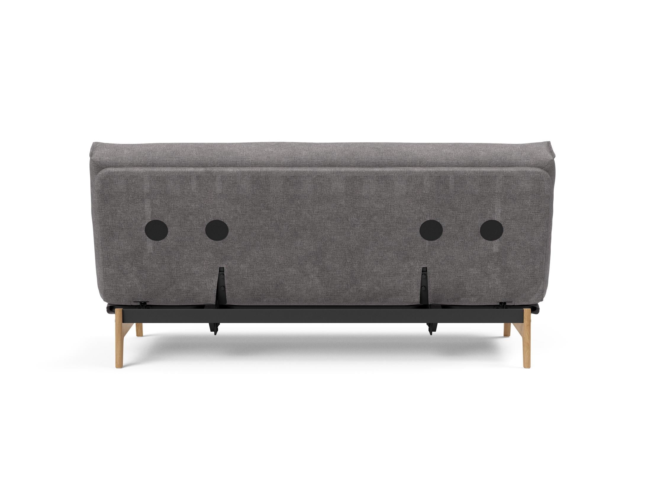 Entdecken Sie das Aslak 140 Bettsofa Nordic: Stilvolles, umweltfreundliches Sofa mit hochwertiger Matratze für optimalen Komfort und Funktionalität.