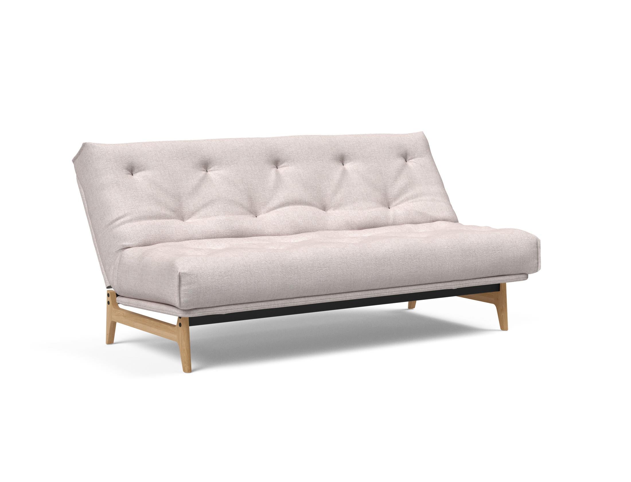 Entdecken Sie das Aslak 140 Bettsofa Nordic: Stilvolles, umweltfreundliches Design mit hochwertiger Matratze für optimalen Schlafkomfort und Flexibilität.