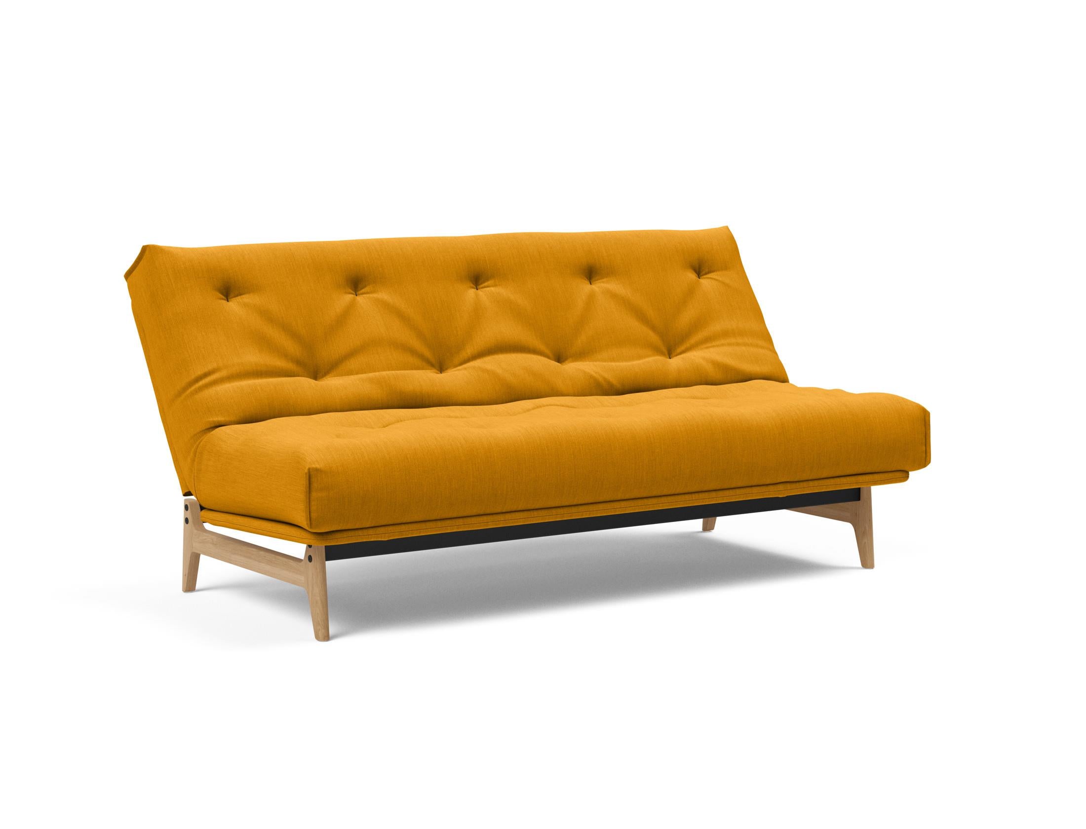 Entdecken Sie das Aslak 140 Bettsofa Nordic: Stilvolles, umweltfreundliches Sofa mit hochwertiger Matratze für optimalen Komfort und Funktionalität.