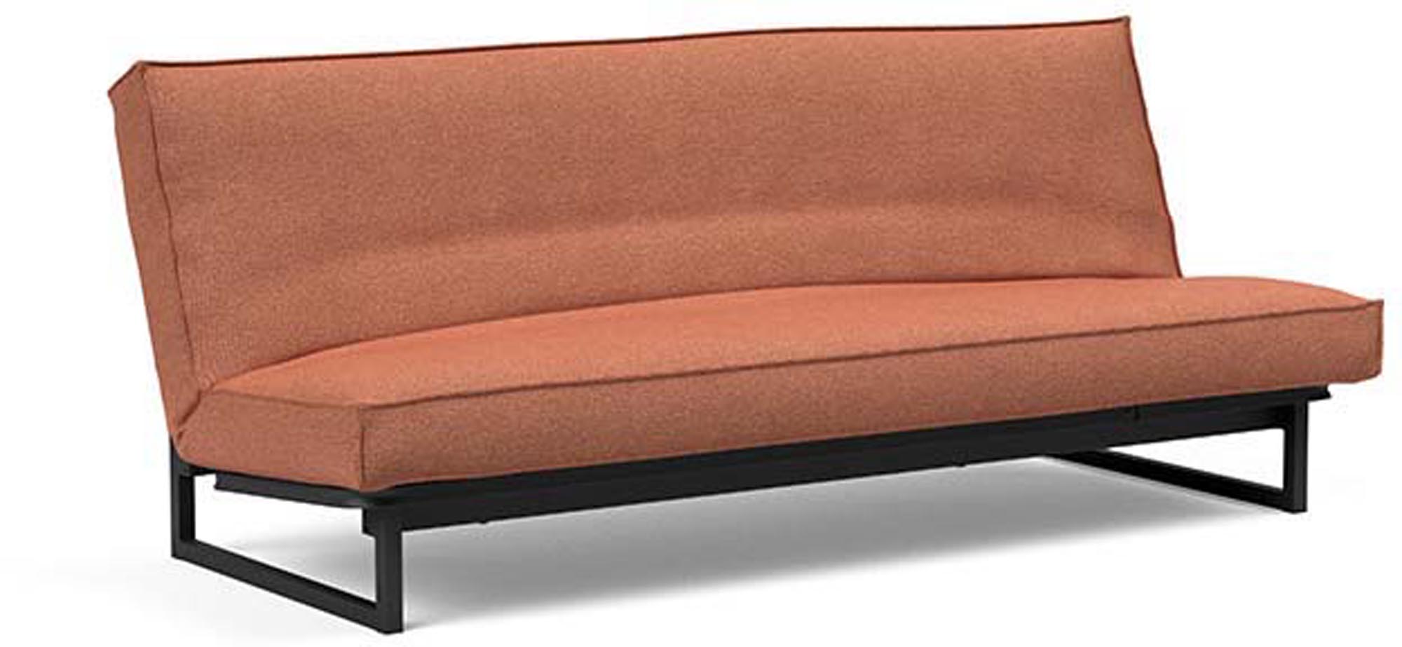 Entdecken Sie das Fraction 120 Bettsofa Sharp Plus Cover von Innovation Living – stilvolles Design trifft auf funktionale Flexibilität für jeden Raum.