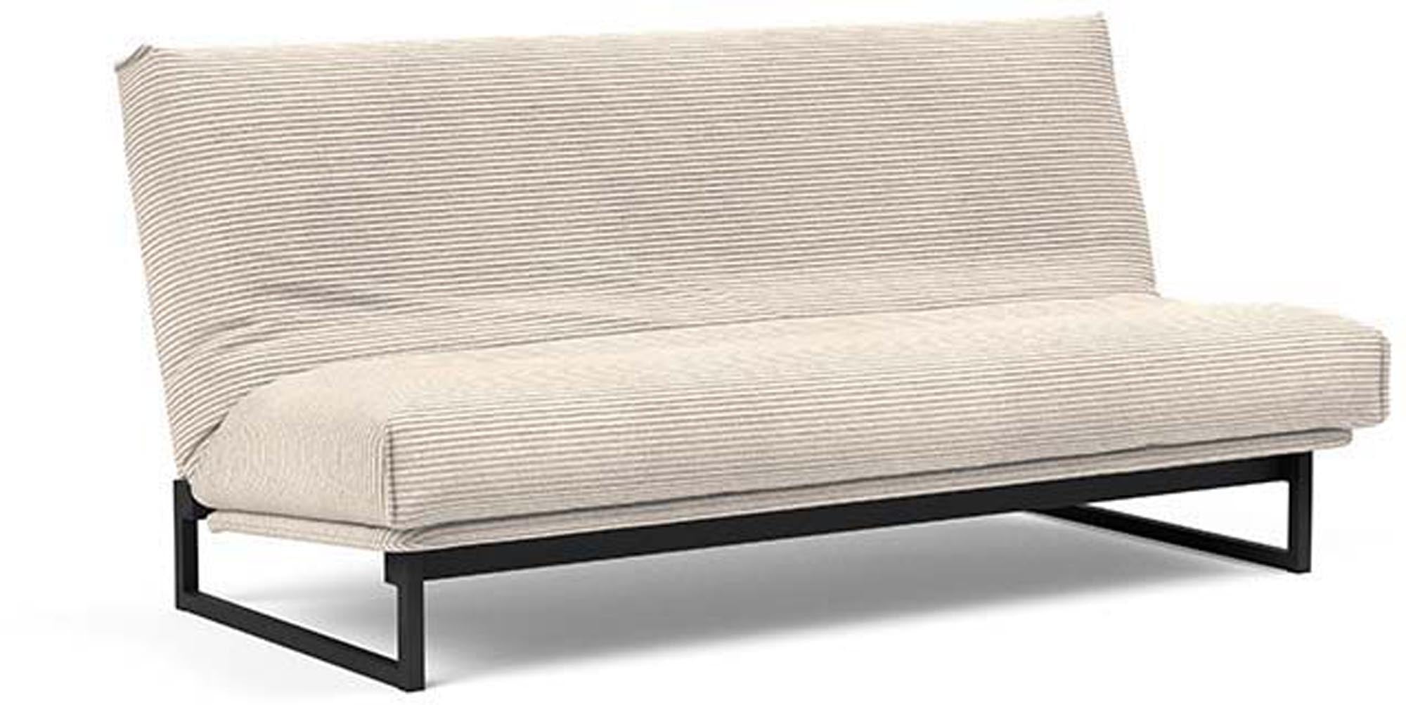 Entdecken Sie das Fraction 140 Bettsofa Nordic Cover von Innovation Living – modernes Design trifft auf vielseitige Nutzung für Ihr Zuhause.