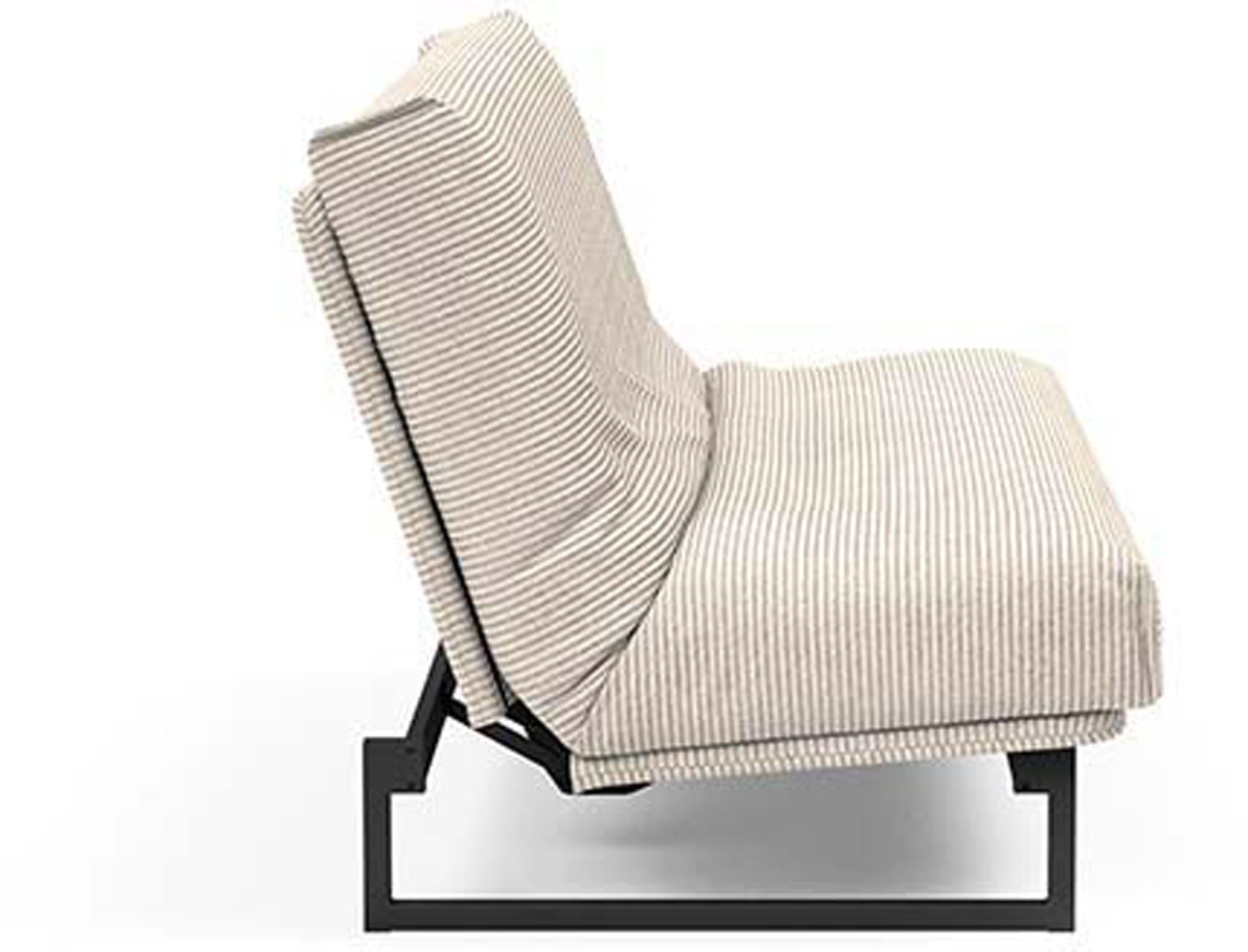 Entdecken Sie das Fraction 140 Bettsofa Nordic Cover von Innovation Living – ein elegantes, funktionales Möbelstück für jeden Raum, das Komfort und Stil vereint.