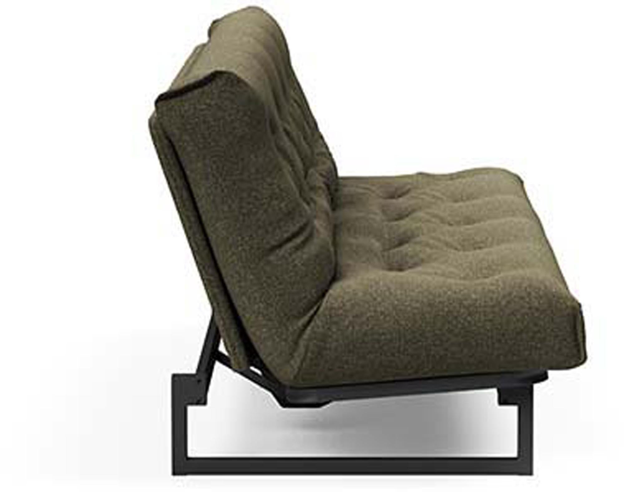 Entdecken Sie das Fraction 120 Bettsofa Nordic von Innovation Living – stilvoll, platzsparend und ideal für Gästeübernachtungen.