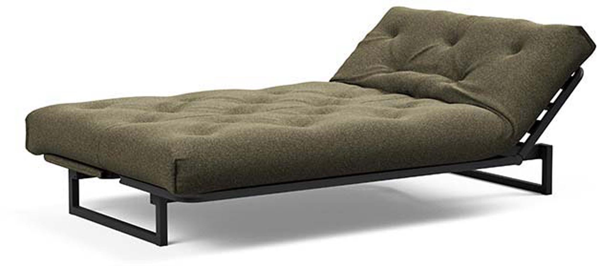 Erleben Sie das Fraction 120 Bettsofa Nordic: Funktionalität trifft skandinavisches Design, ideal für kleine Räume und höchsten Schlafkomfort.