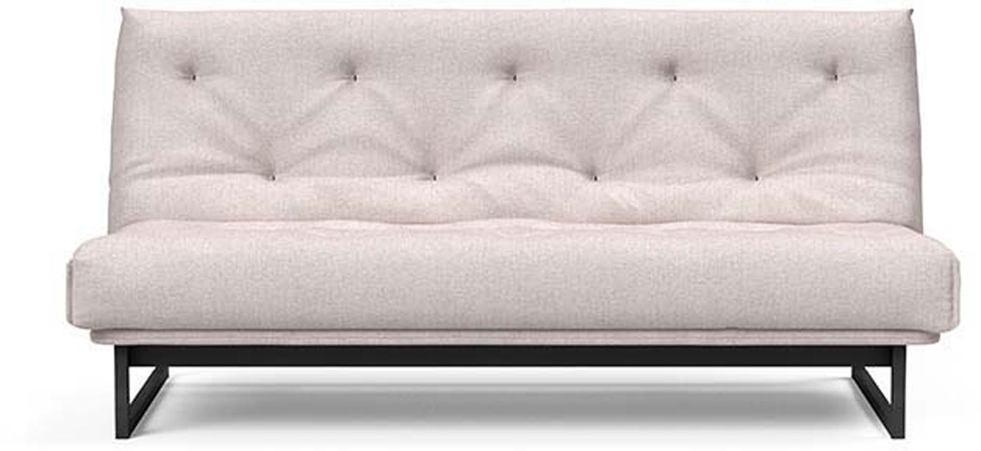 Fraction 140 Bettsofa Nordic von Innovation Living: Elegantes, funktionales Sofa, das sich schnell in ein gemütliches Bett verwandelt und ideal für kleine Räume ist.