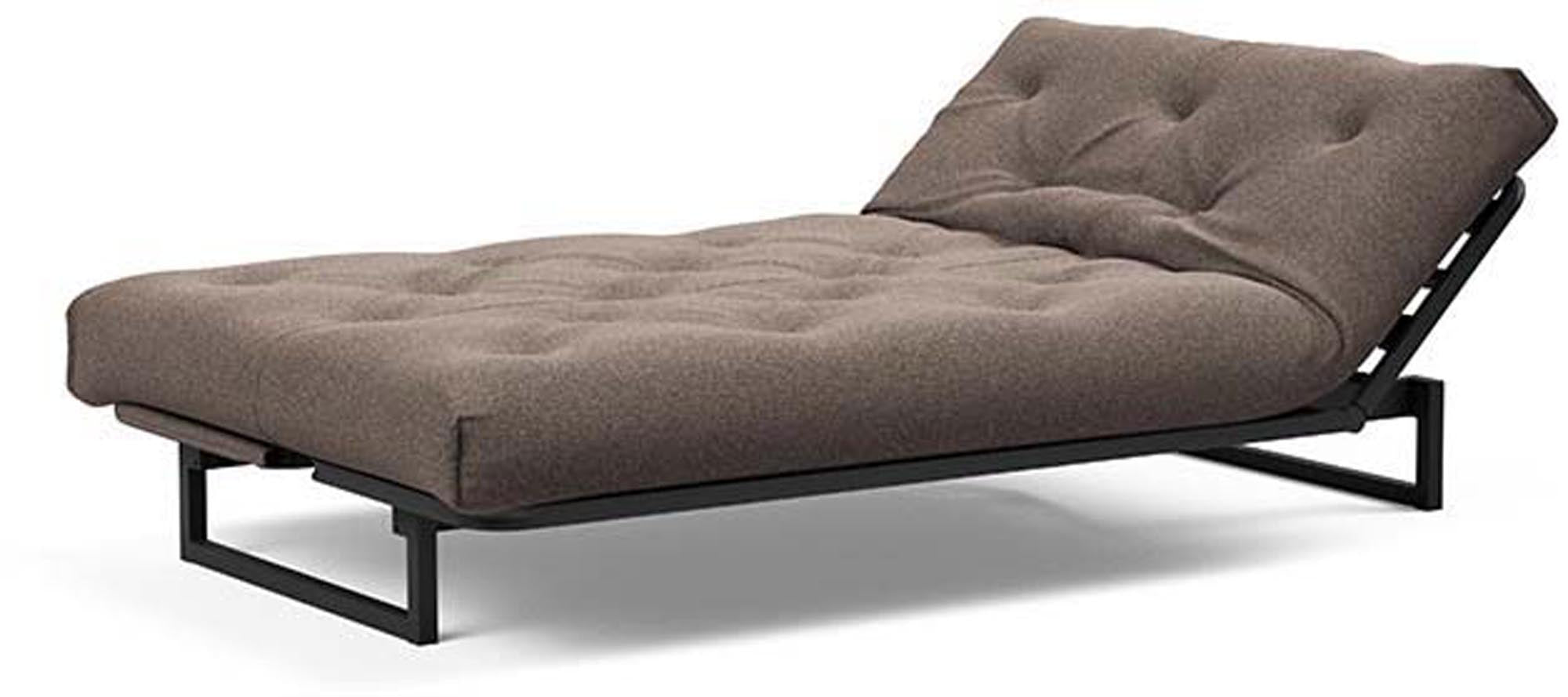 Entdecken Sie das Fraction 120 Bettsofa Nordic von Innovation Living – stilvolles skandinavisches Design, das sich flexibel in ein komfortables Bett verwandelt.