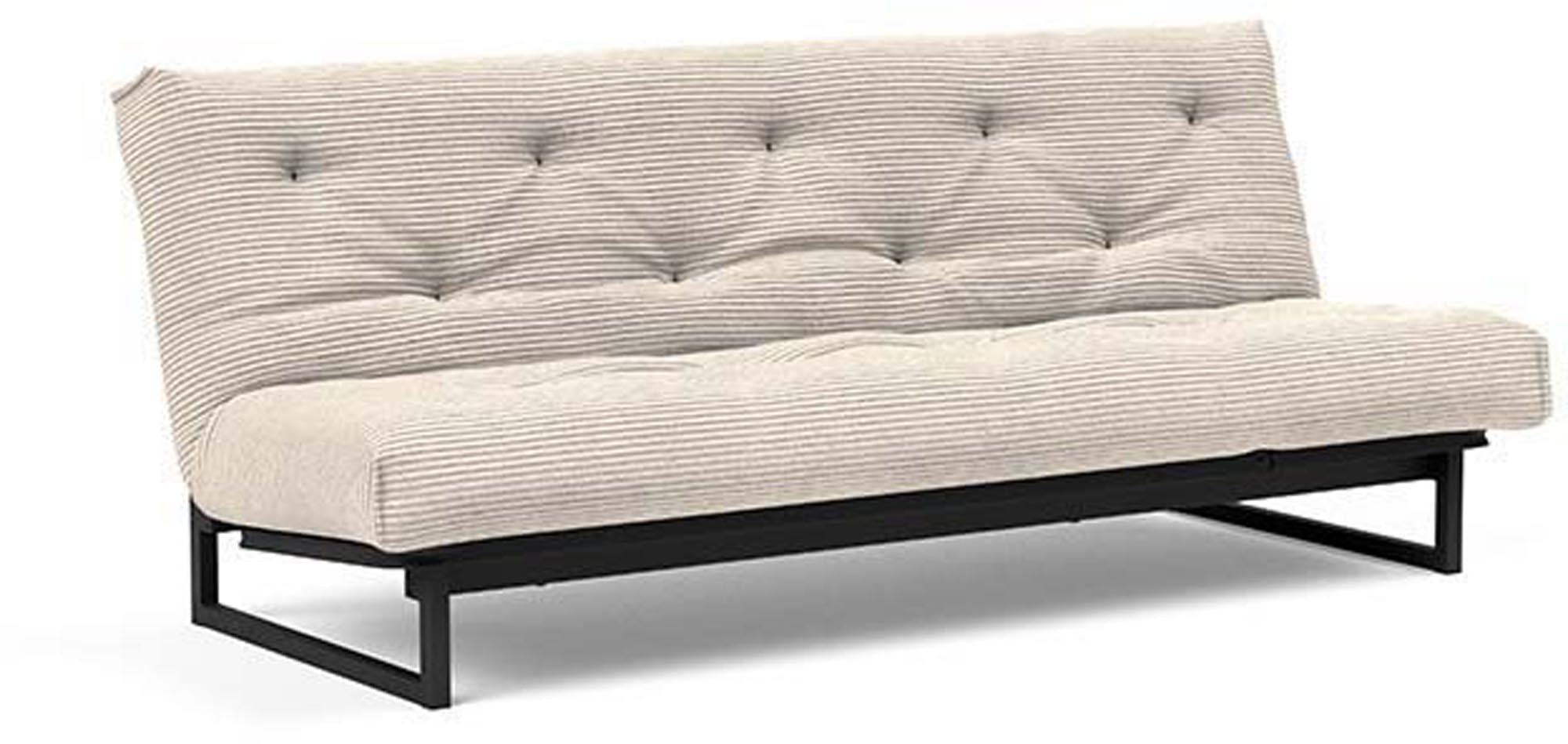 Erleben Sie das Fraction 120 Bettsofa Nordic Spring von Innovation Living – modernes skandinavisches Design, perfekt für kleine Räume und entspannende Nächte.