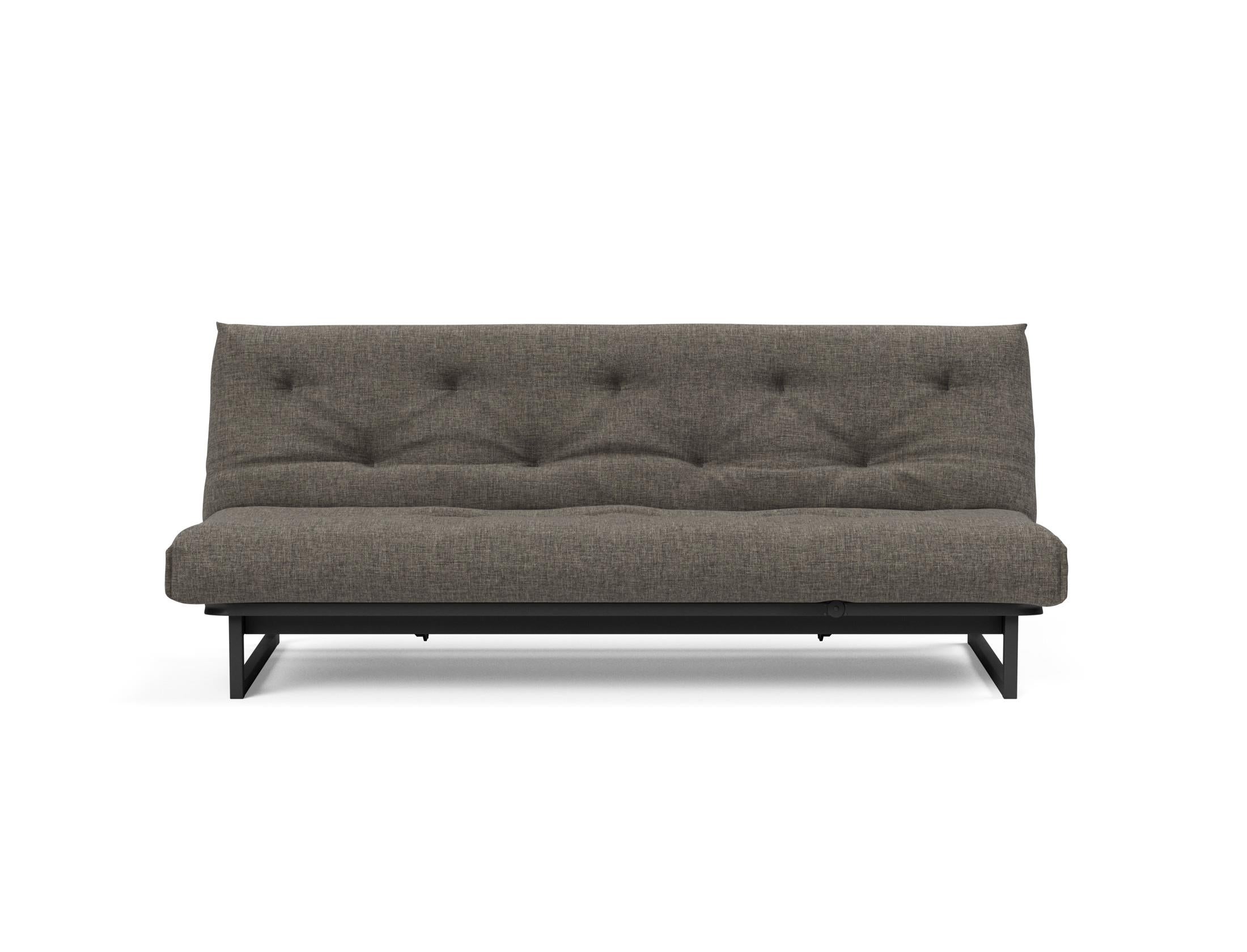 Fraction 120 Bettsofa Nordic Soft Spring: modernes skandinavisches Design, ideal für kompakte Räume, bietet hohen Sitzkomfort und eine praktische Schlafgelegenheit.