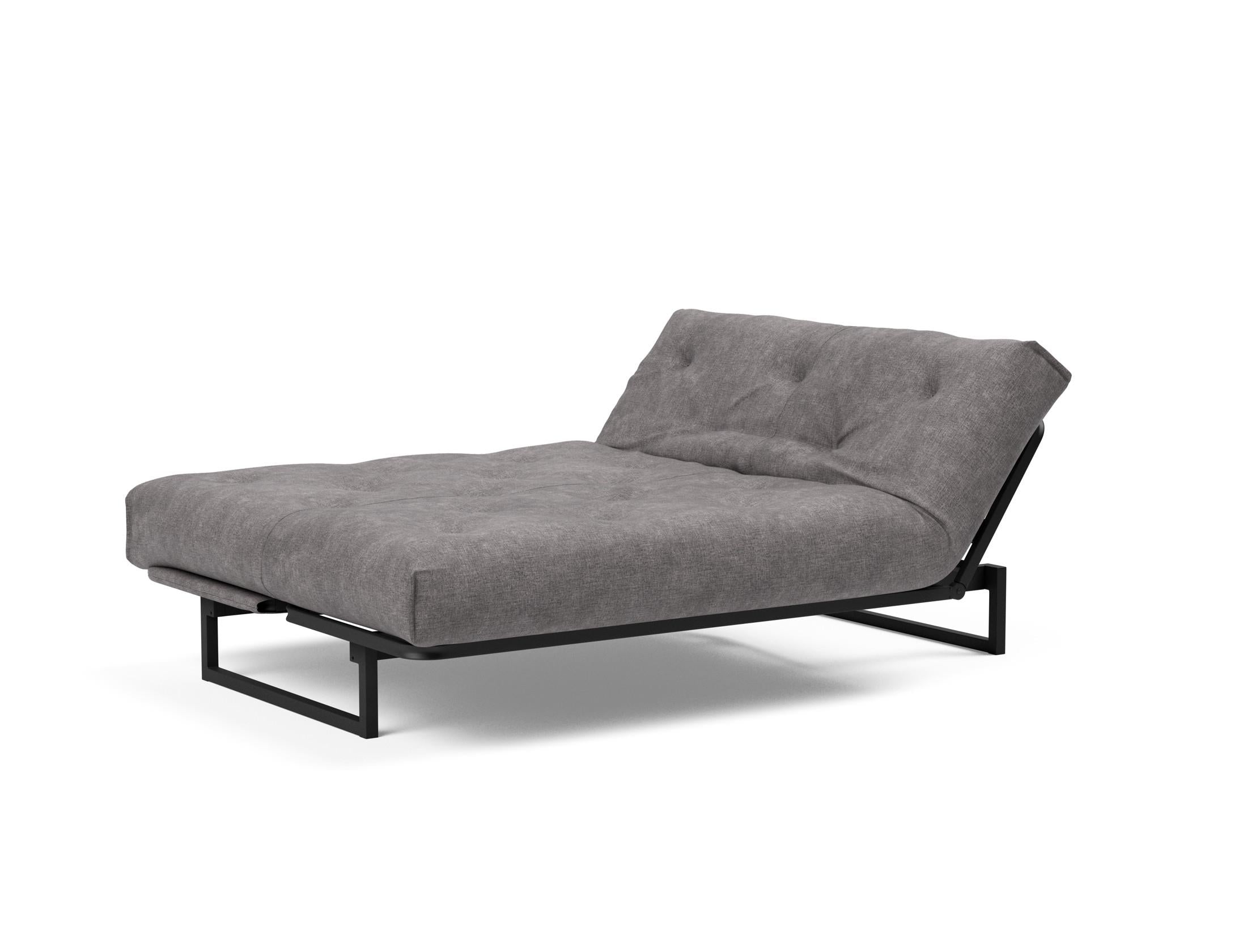 Fraction 140 Bettsofa Nordic: Elegantes, funktionales Sofa für kleine Räume, vereint skandinavisches Design mit optimalem Schlafkomfort und flexibler Nutzung.