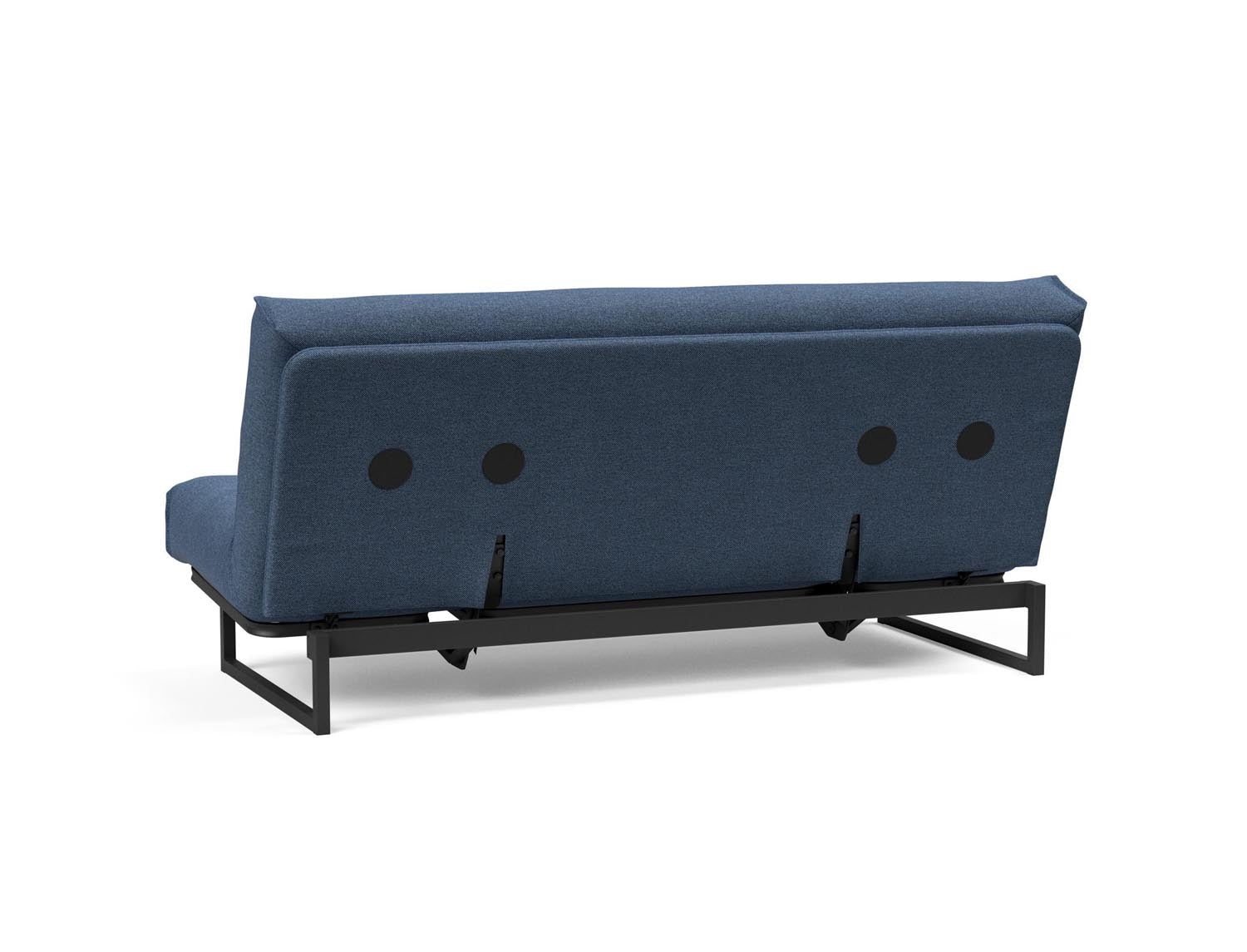 Fraction 140 Bettsofa Nordic: Elegantes, funktionales Sofa für kleine Räume, vereint skandinavisches Design mit optimalem Schlafkomfort und Flexibilität.