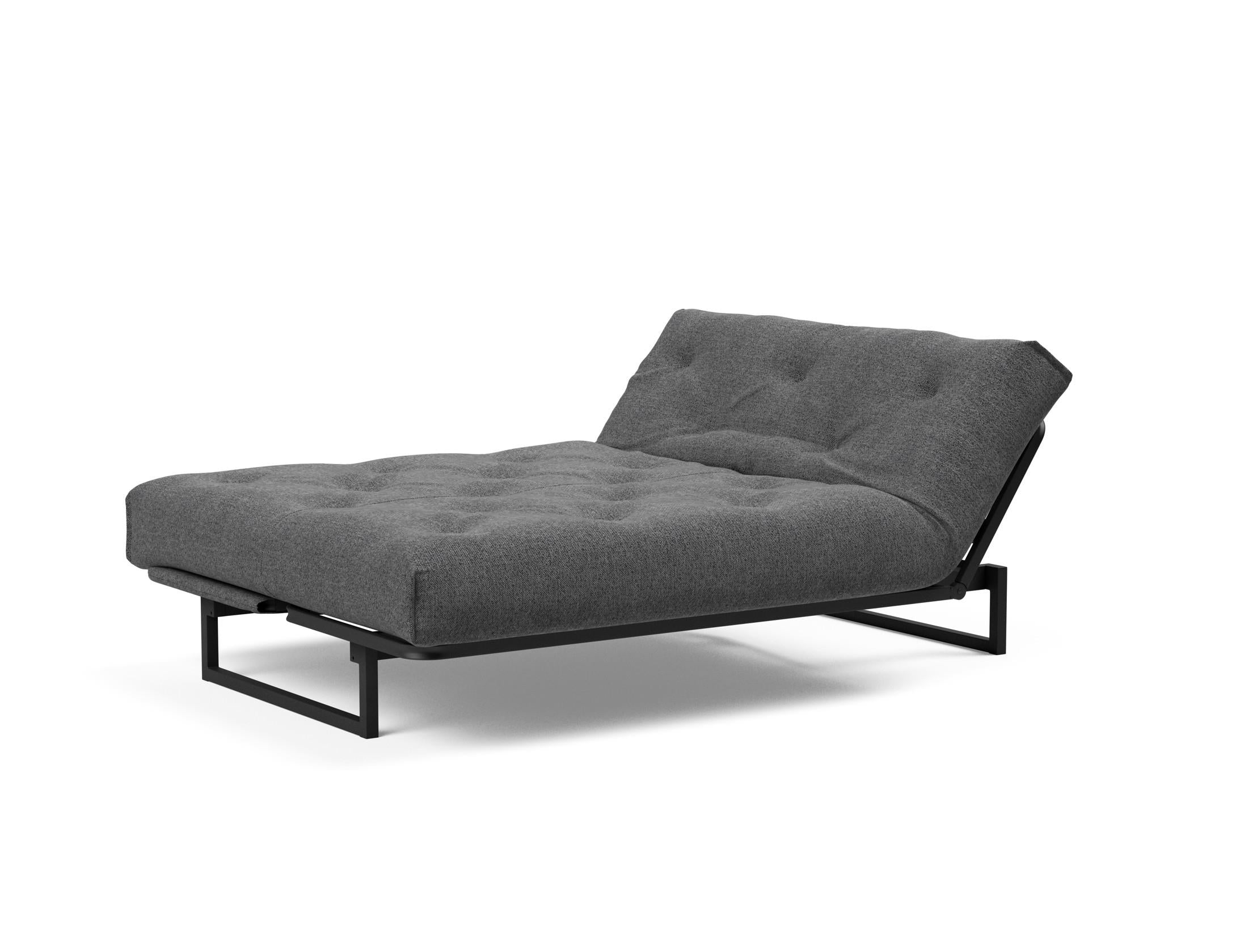 Fraction 140 Bettsofa Nordic: Elegantes, funktionales Sofa für kleine Räume, vereint skandinavisches Design mit optimalem Schlafkomfort und flexibler Nutzung.