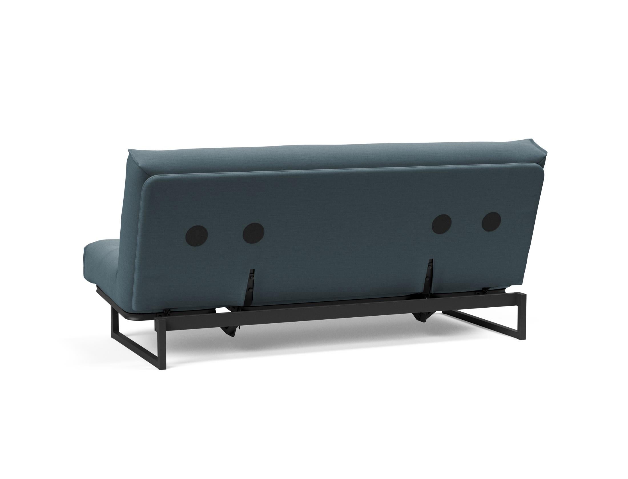 Fraction 140 Bettsofa Nordic: Elegantes, funktionales Sofa für kleine Räume, vereint skandinavisches Design mit optimalem Schlafkomfort und Flexibilität.