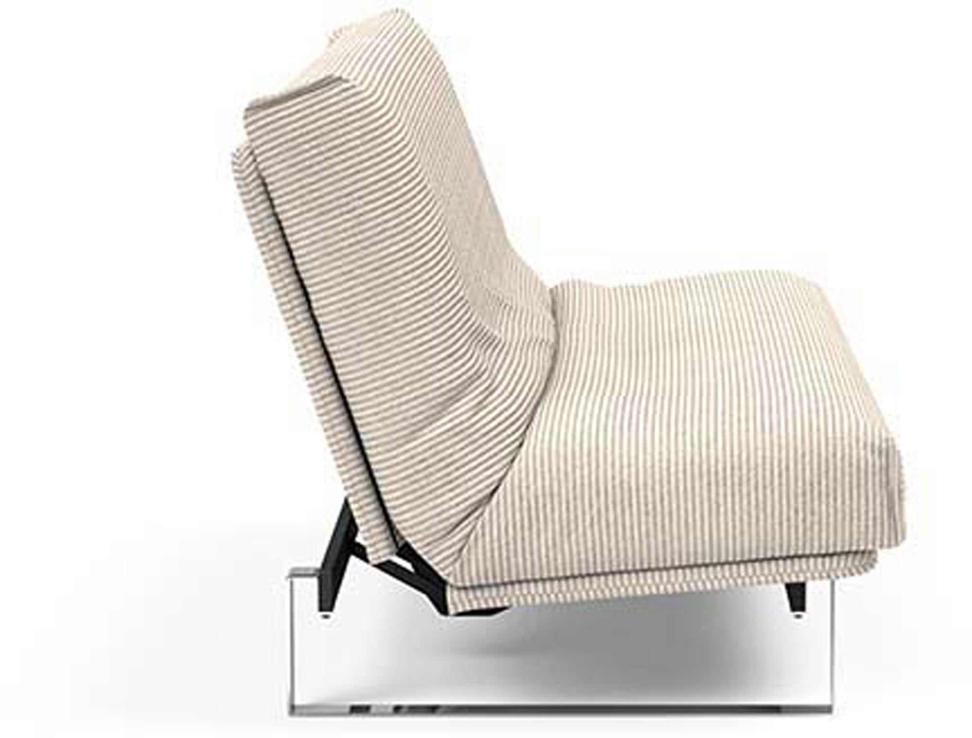 Entdecken Sie das Minimum Bettsofa 140 Nordic Cover von Innovation Living – stilvolles skandinavisches Design trifft auf herausragenden Komfort und Vielseitigkeit.