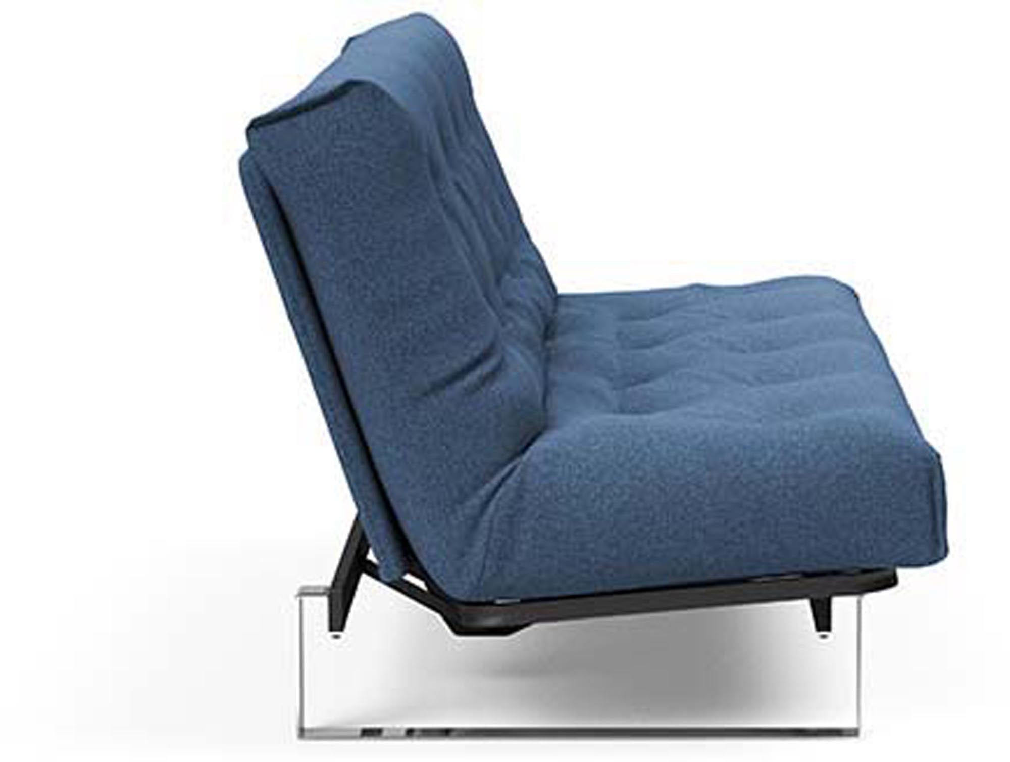 Entdecken Sie das Minimum Bettsofa 140 Nordic Spring von Innovation Living – elegant, funktional und perfekt für kompakte Wohnräume.