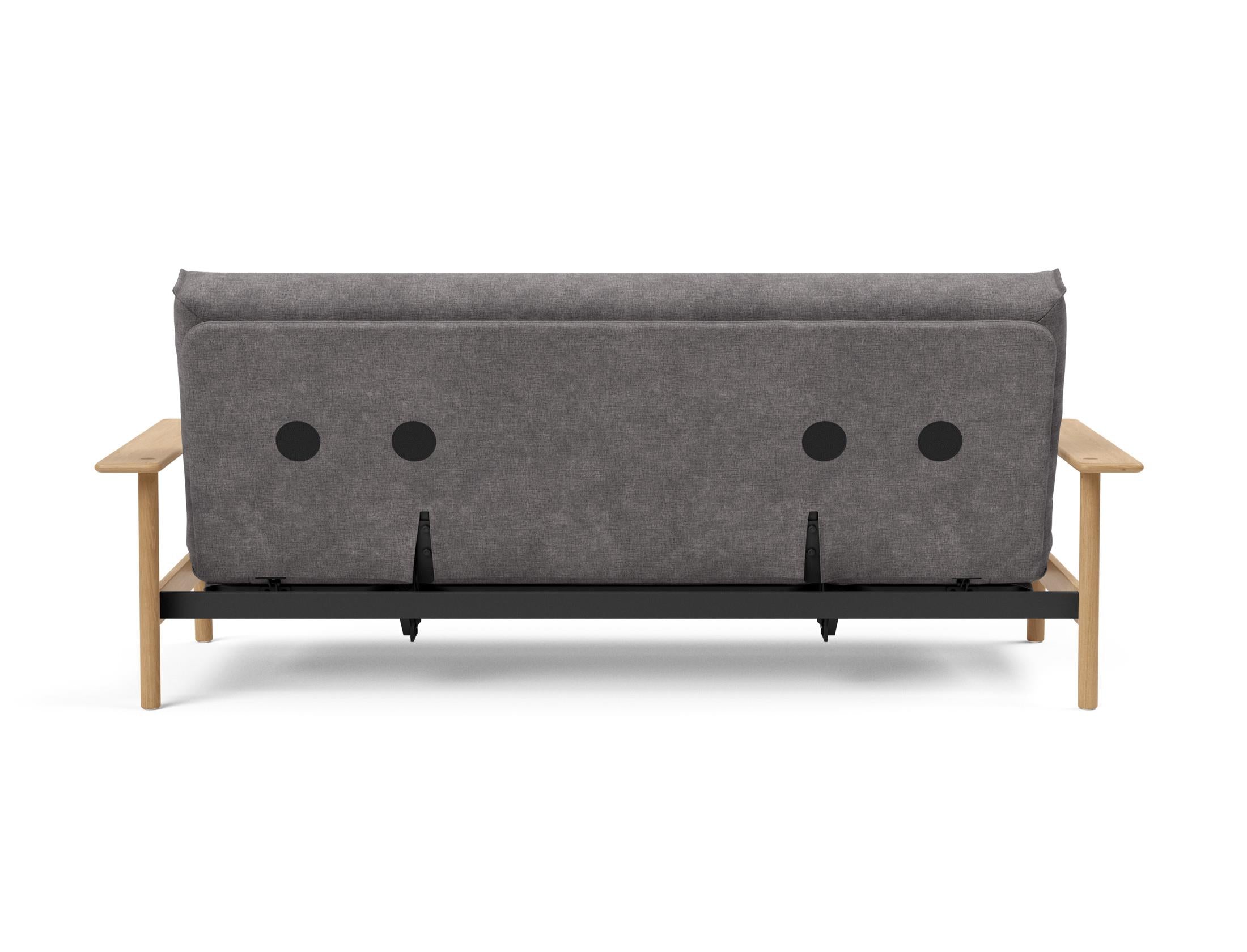 Entdecken Sie das Balder Bettsofa 140 Nordic Cover: Stilvolles nordisches Design, herausragende Bequemlichkeit und langlebige Qualität für Ihr Zuhause.