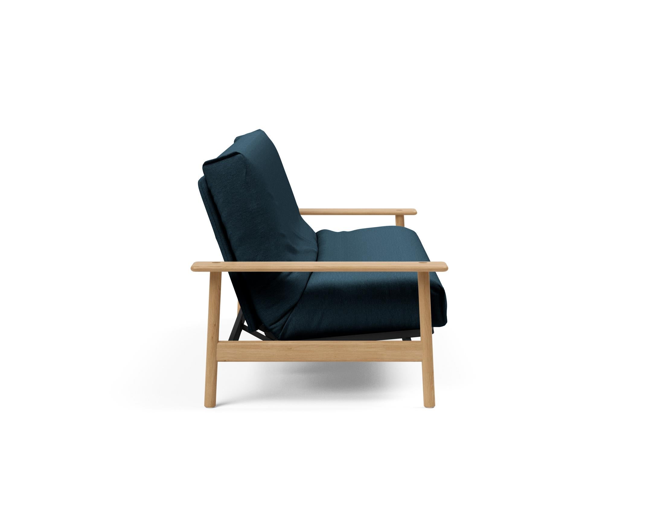 Entdecken Sie das Balder Bettsofa 140 Nordic Cover Soft Spring von Innovation Living – stilvolles Design trifft auf höchsten Schlafkomfort für Ihr Zuhause.